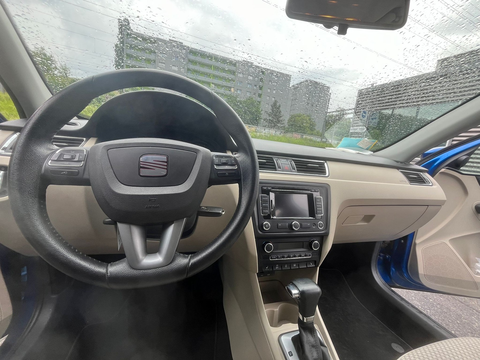 SEAT Toledo 1.4 TSI Reference DSG-showroom-element-1