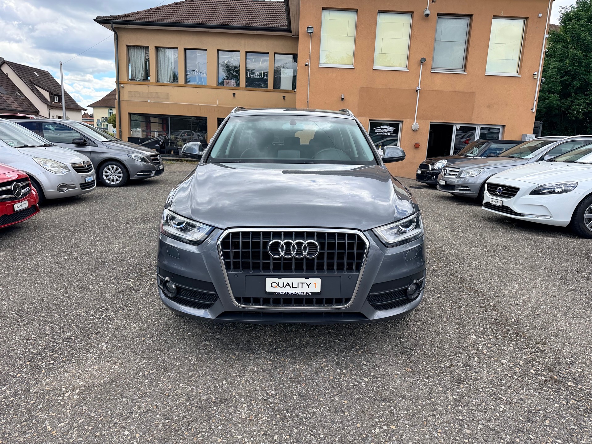 AUDI Q3 1.4 TFSI S-tronic-image-1