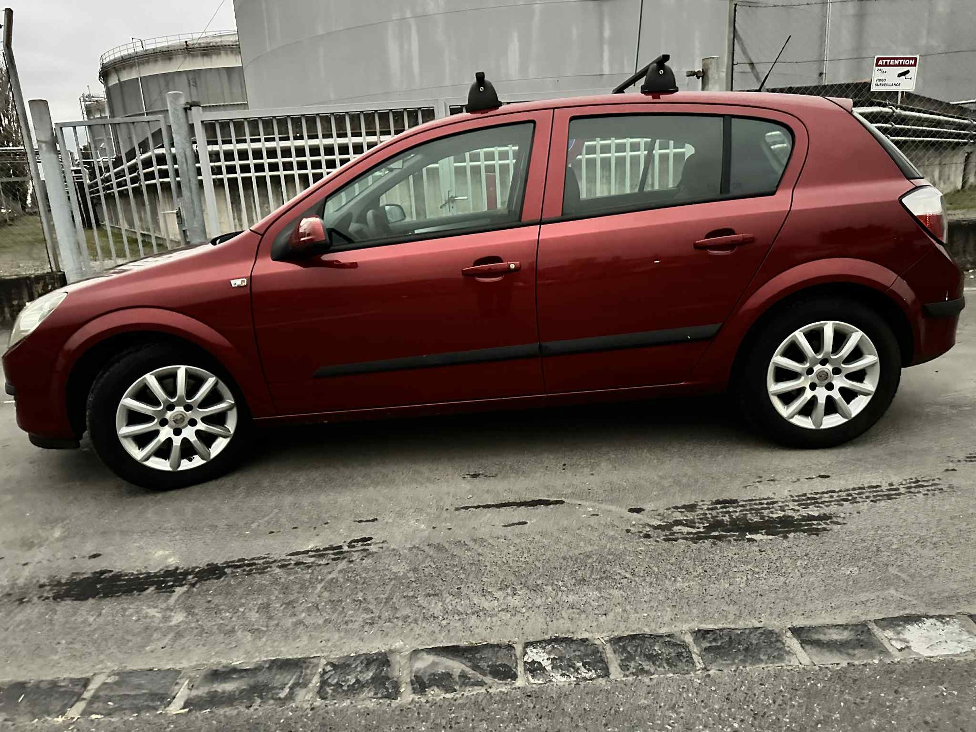 OPEL Astra 1.9 CDTi Cosmo-image-6