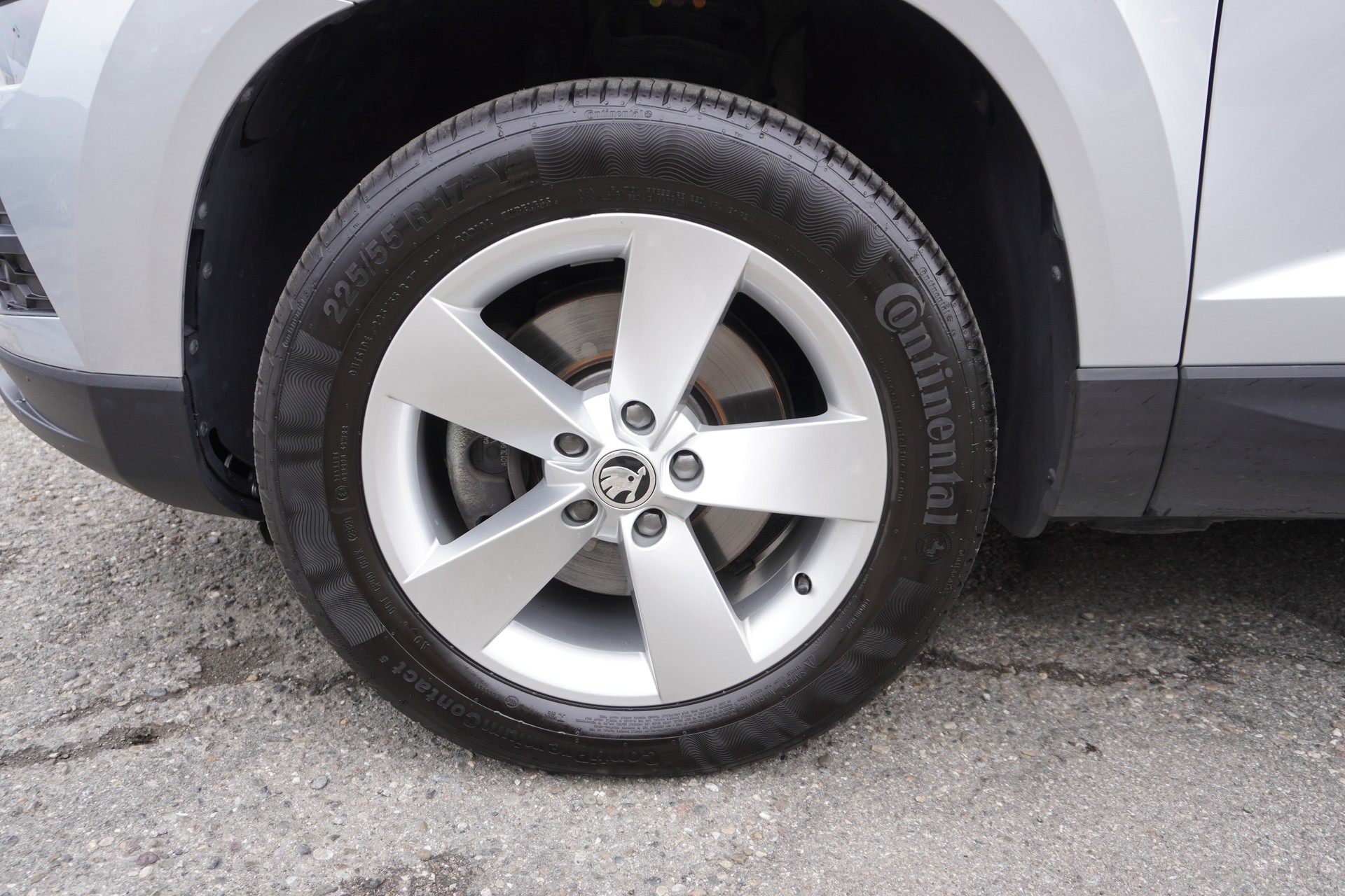 SKODA Karoq 2.0 TDI CR Ambition 4x4 DSG-image-8