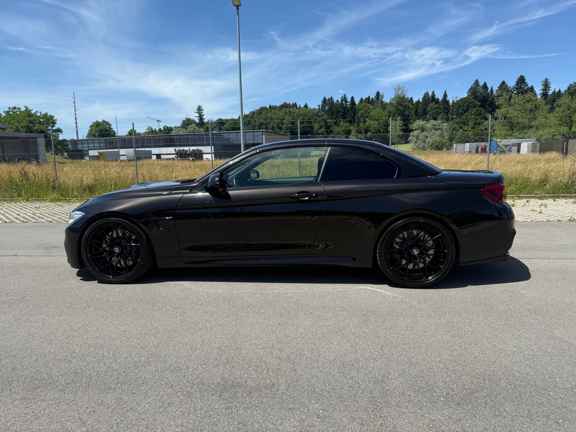 BMW M4 Cabriolet Competition-image-3
