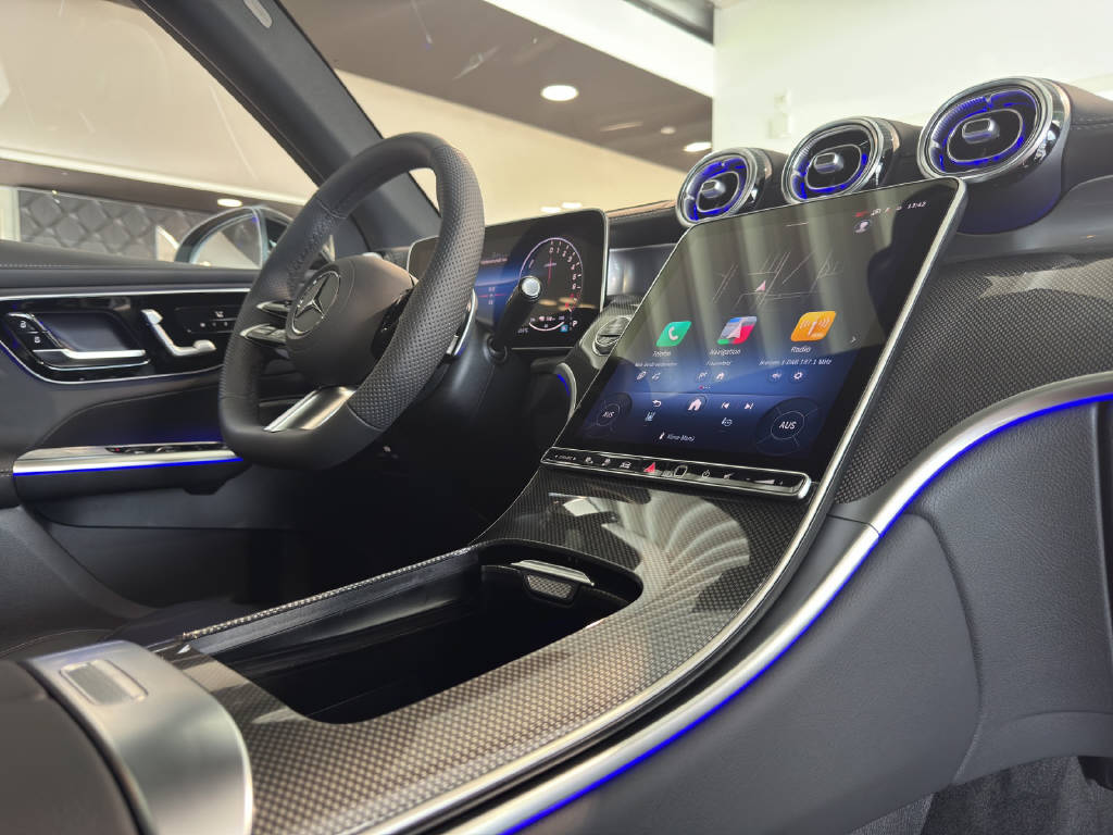 MERCEDES-BENZ GLC 400 e AMG Line 4Matic EQ Star-image-10