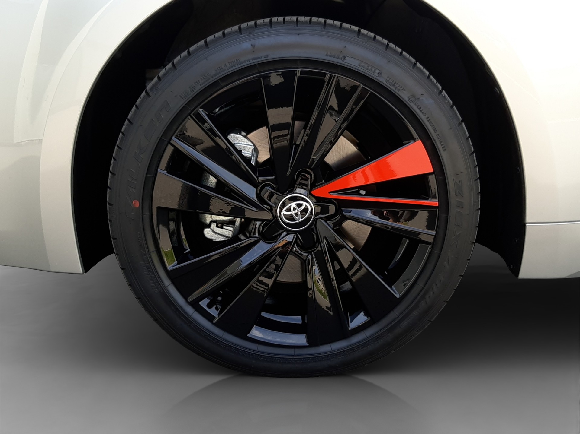 TOYOTA Corolla Touring Sports 2.0 HSD Swiss Edition-image-14