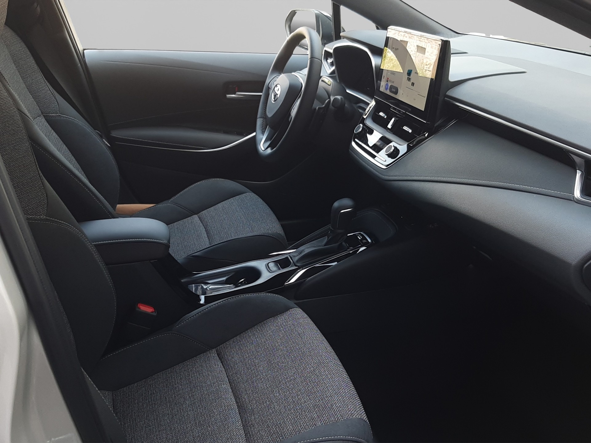 TOYOTA Corolla Touring Sports 2.0 HSD Swiss Edition-image-15