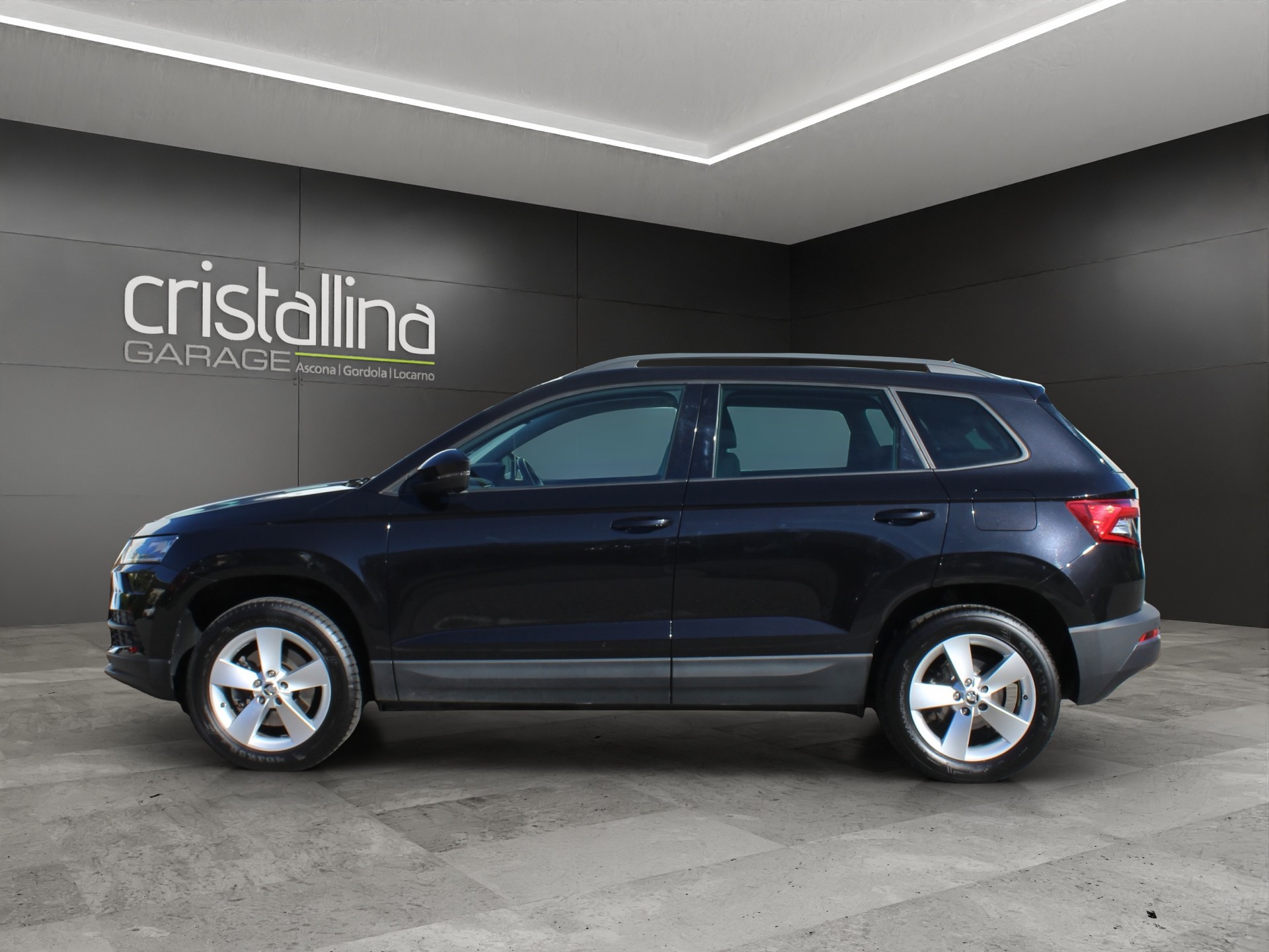 SKODA Karoq 2.0 TDI Ambition 4x4 DSG-image-1