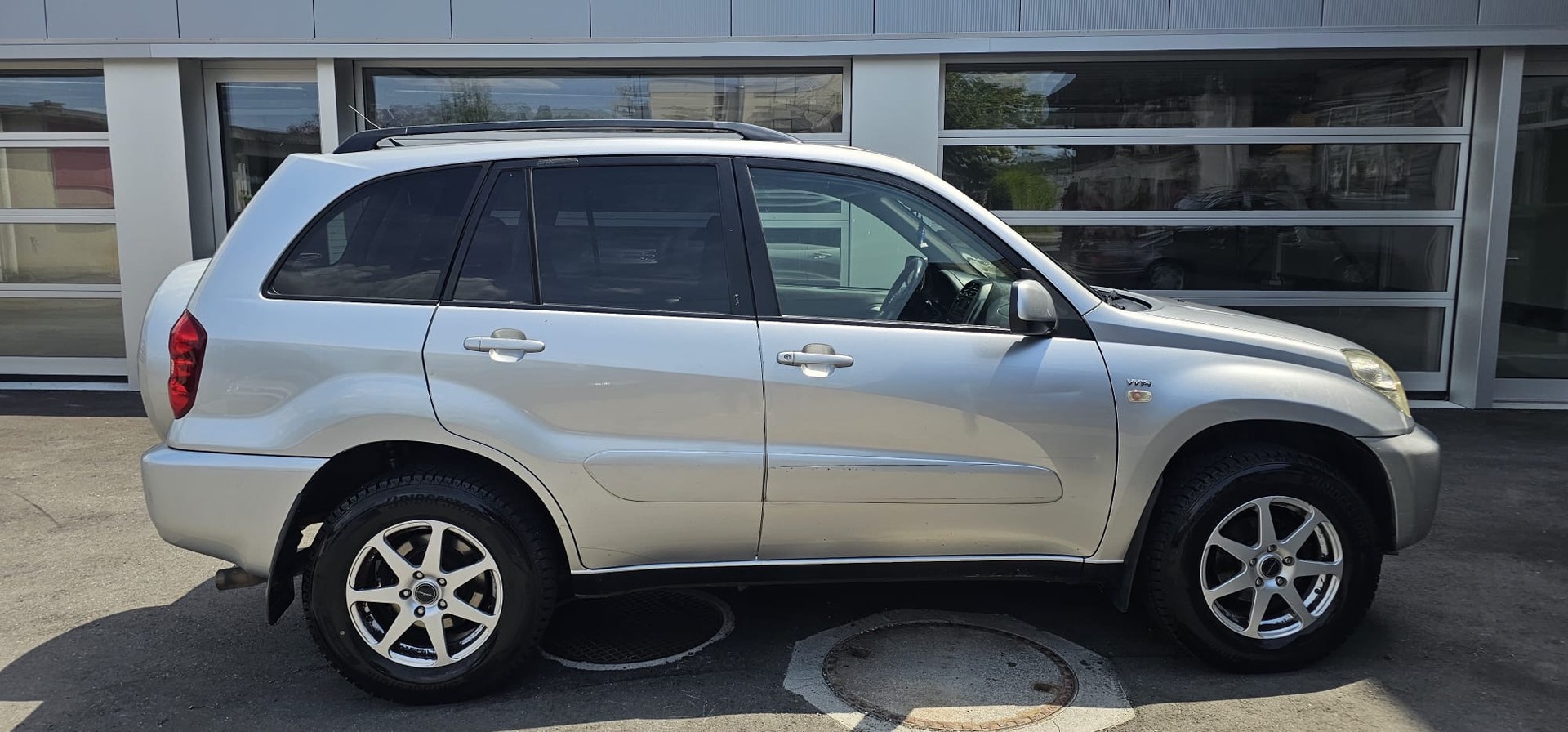 TOYOTA RAV-4 2.0 16V Linea Terra-image-3