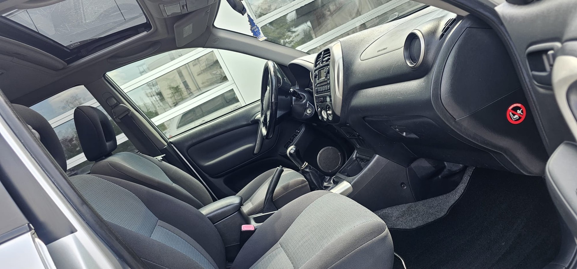 TOYOTA RAV-4 2.0 16V Linea Terra-image-10