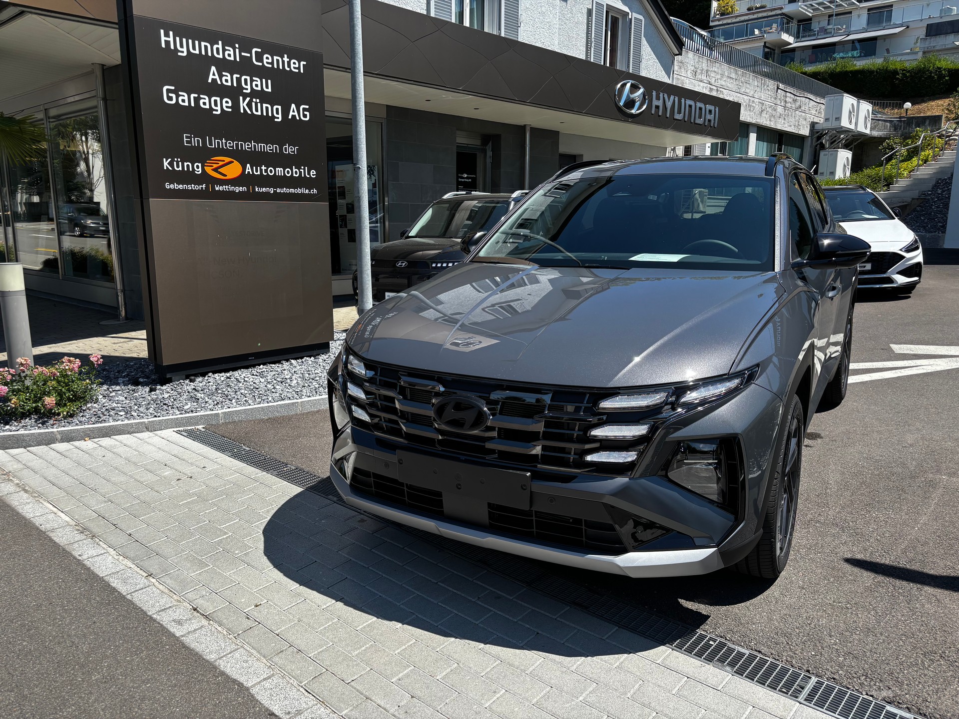 HYUNDAI 1.6 TGDI HEV Origo Black Line 4WD-image-1