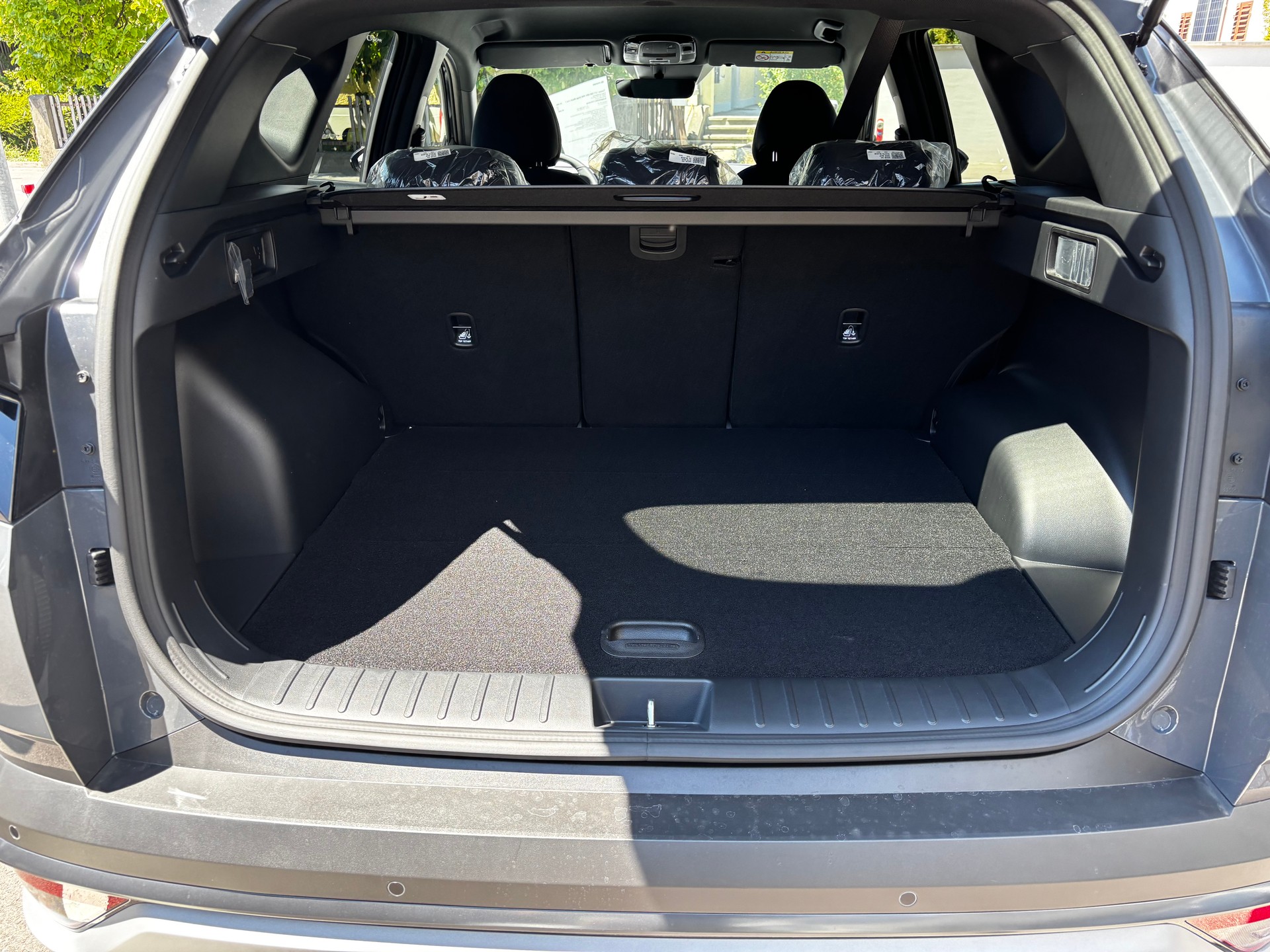 HYUNDAI 1.6 TGDI HEV Origo Black Line 4WD-image-12