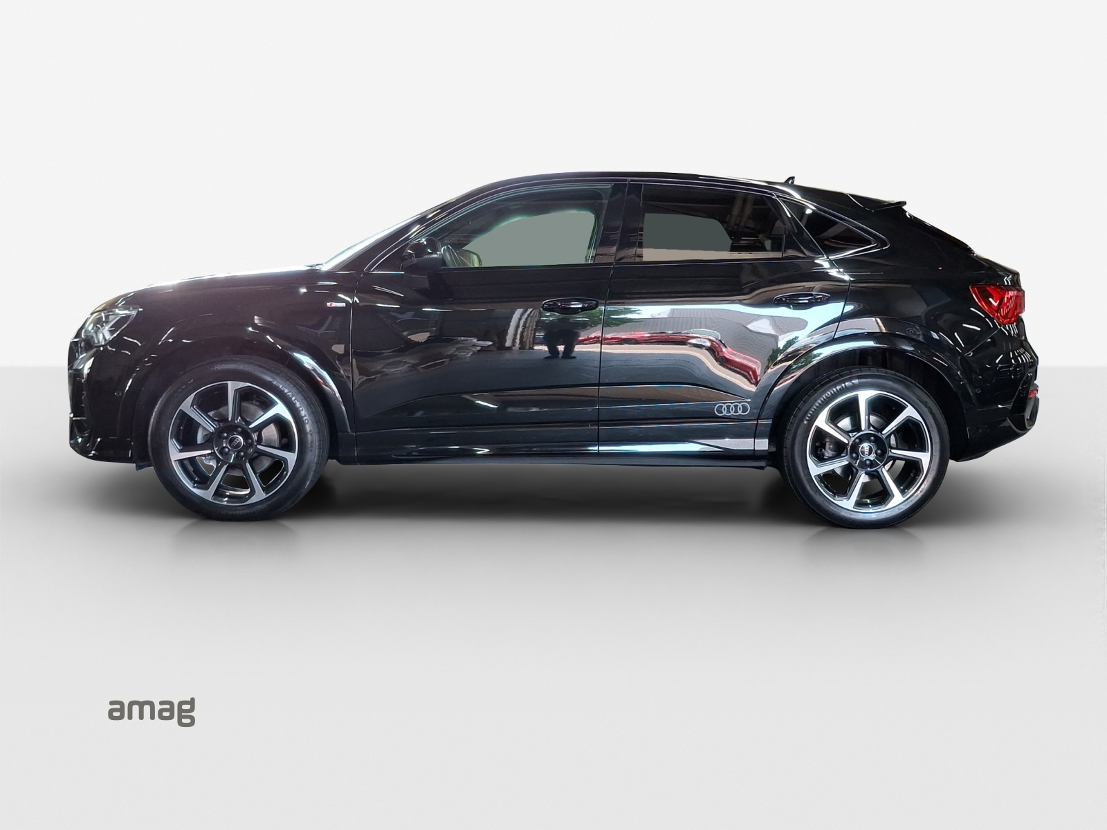 AUDI Q3 Sportback 35 TFSI S line Attraction S-tronic-image-1