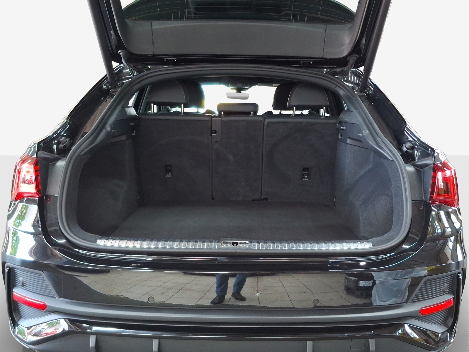 AUDI Q3 Sportback 35 TFSI S line Attraction S-tronic-image-12