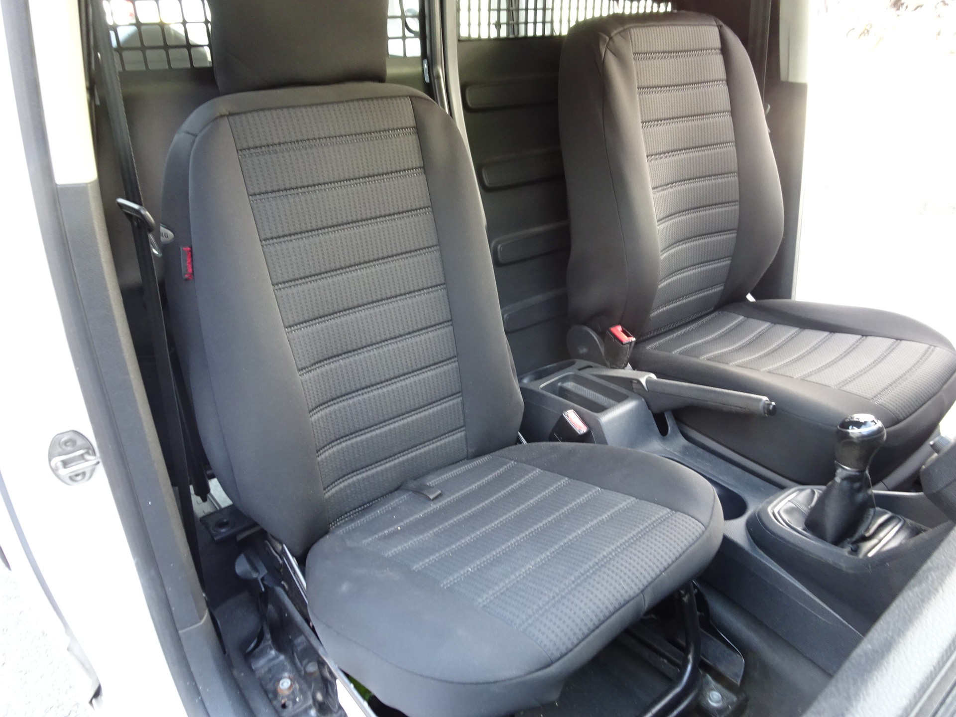 VW Caddy 2.0TDI 4Motion BlueMotion Technology-image-20