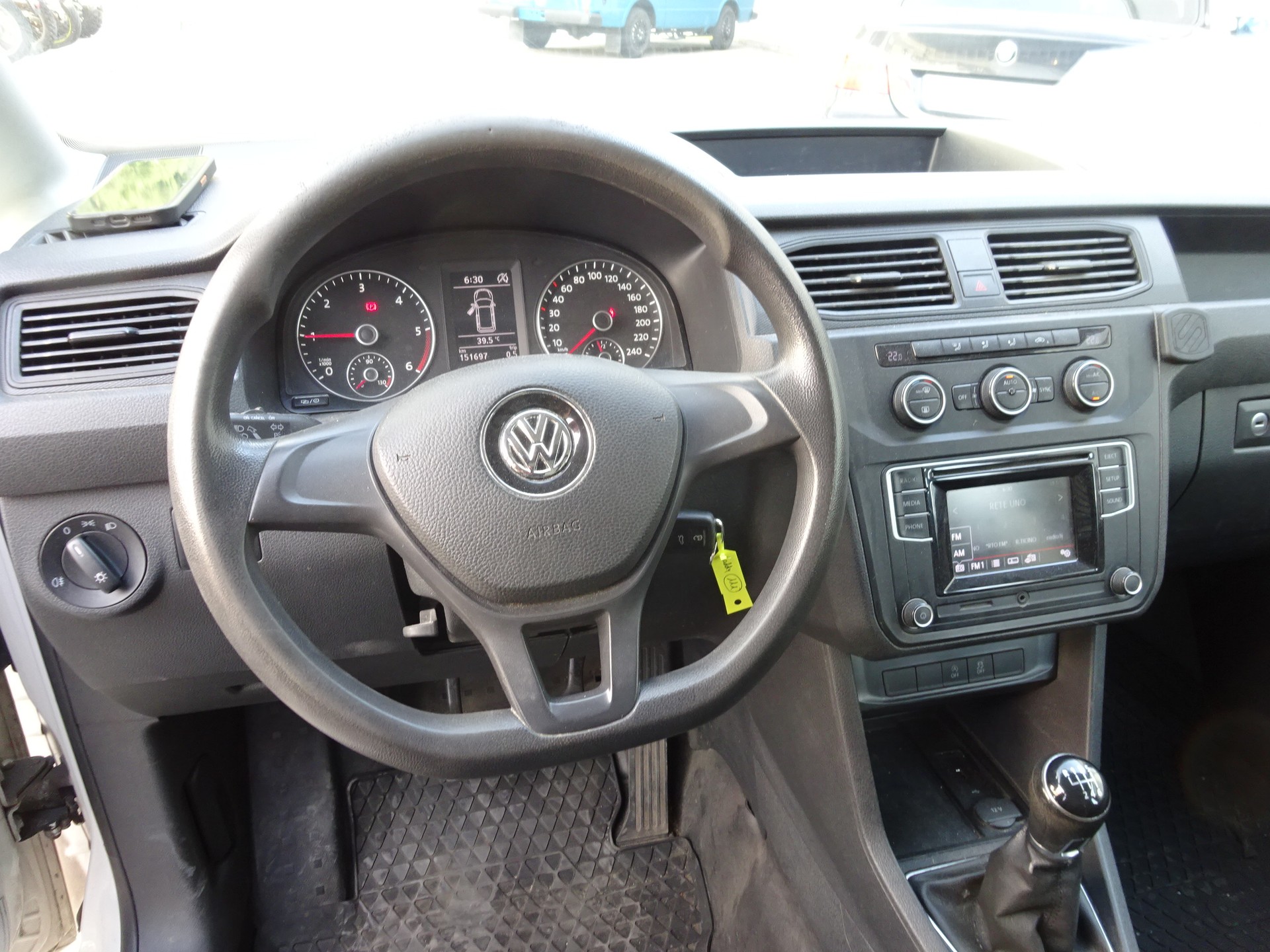 VW Caddy 2.0TDI 4Motion BlueMotion Technology-image-17