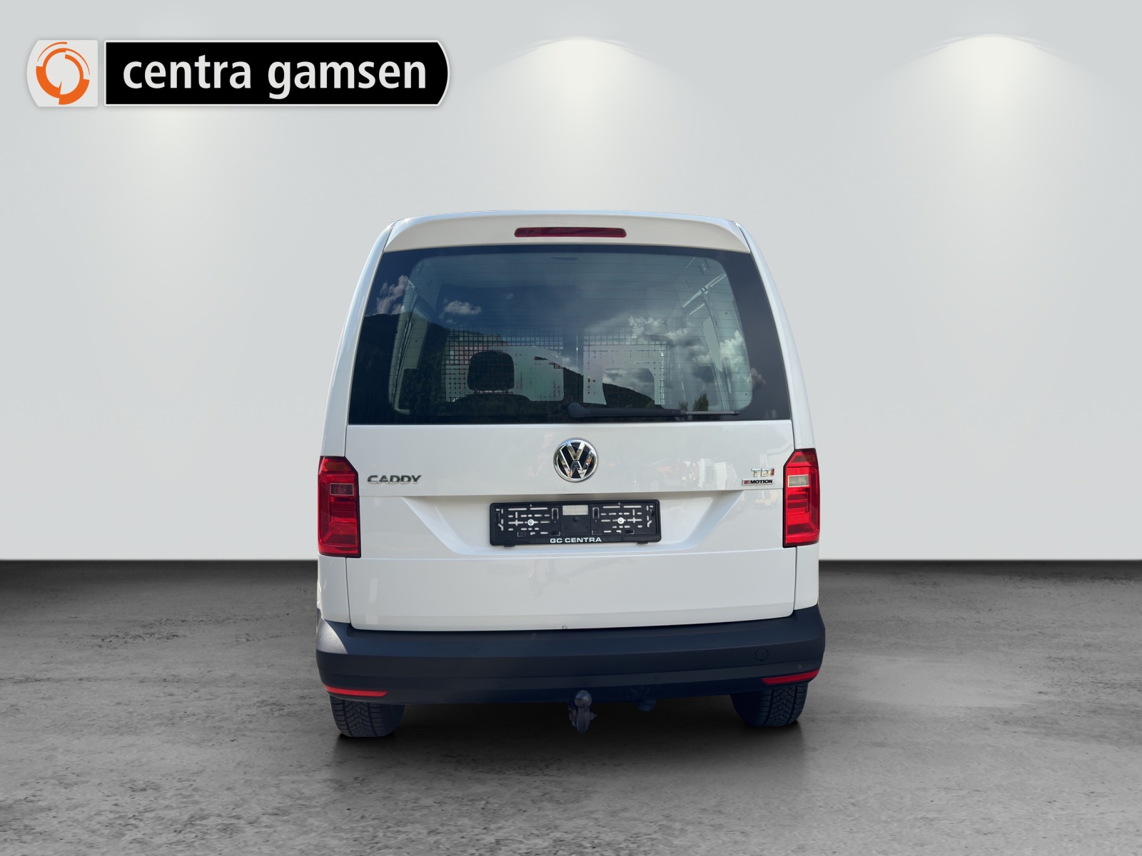 VW Caddy 2.0TDI 4Motion BlueMotion Technology-image-4