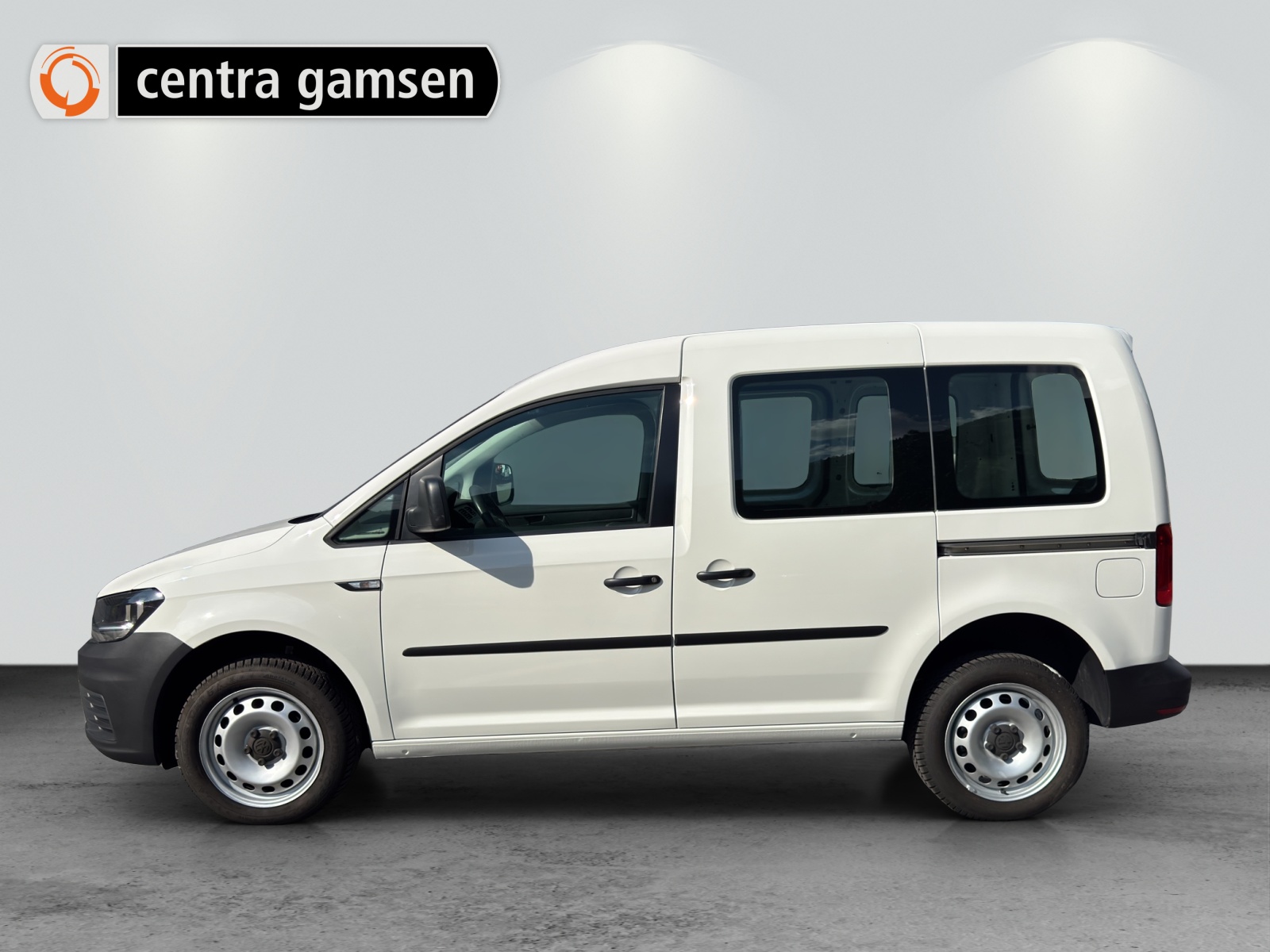 VW Caddy 2.0TDI 4Motion BlueMotion Technology-image-2