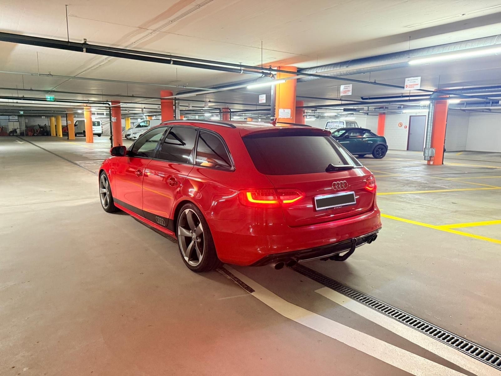 AUDI 3.0 V6 TFSI quattro S-Tronic-image-2