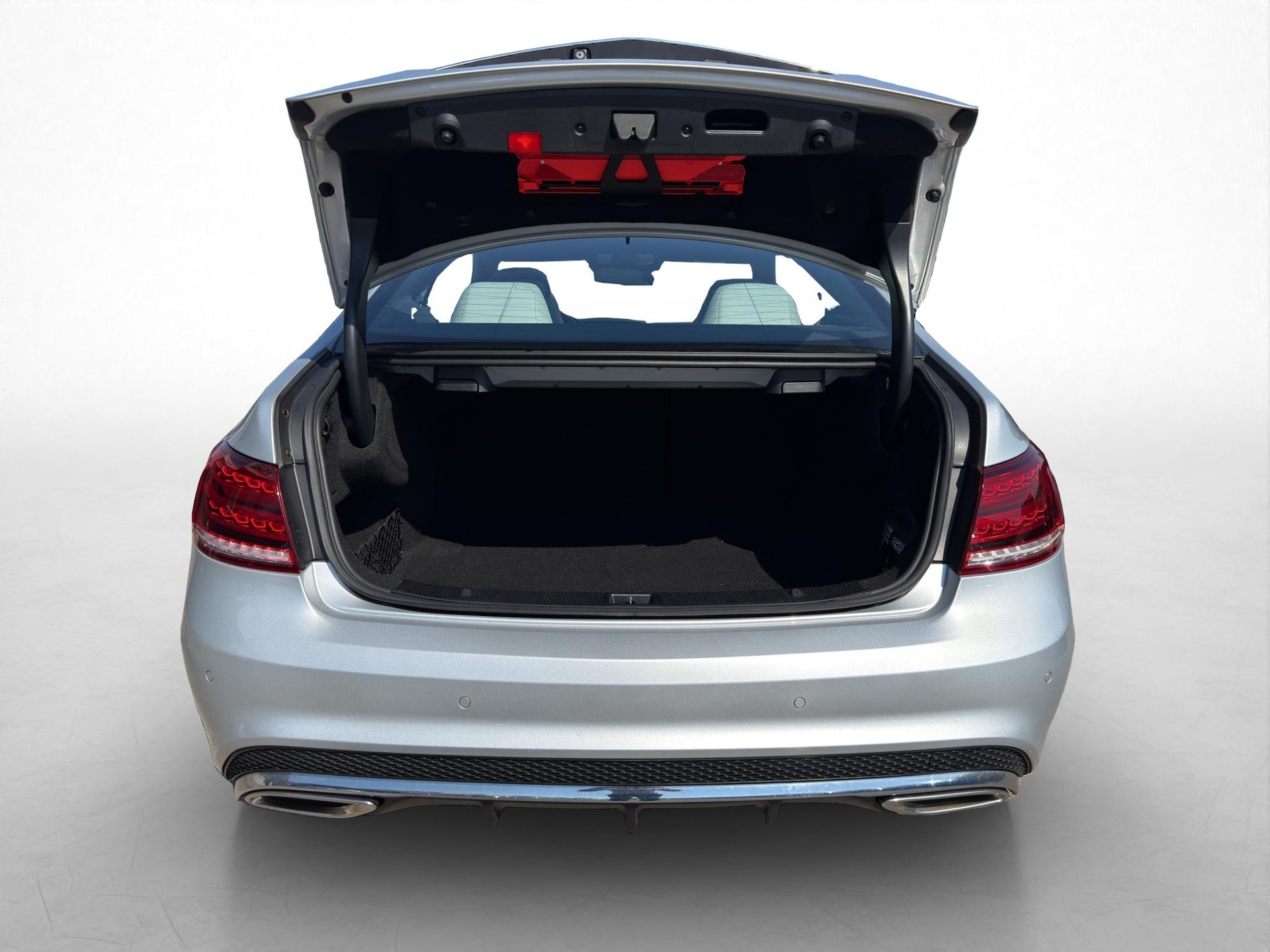 MERCEDES-BENZ E 350 4Matic Coupé-image-7