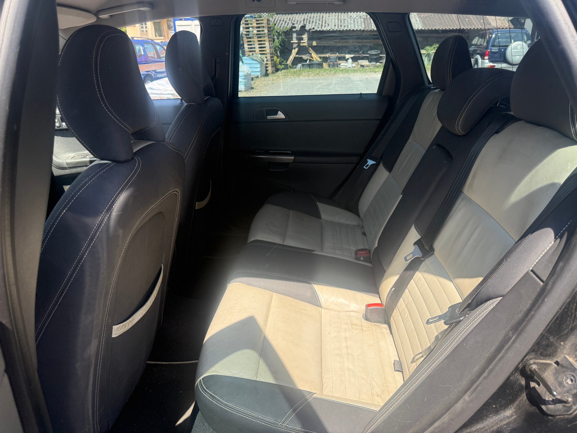 VOLVO V50 T5 AWD Summum Geartronic-image-4