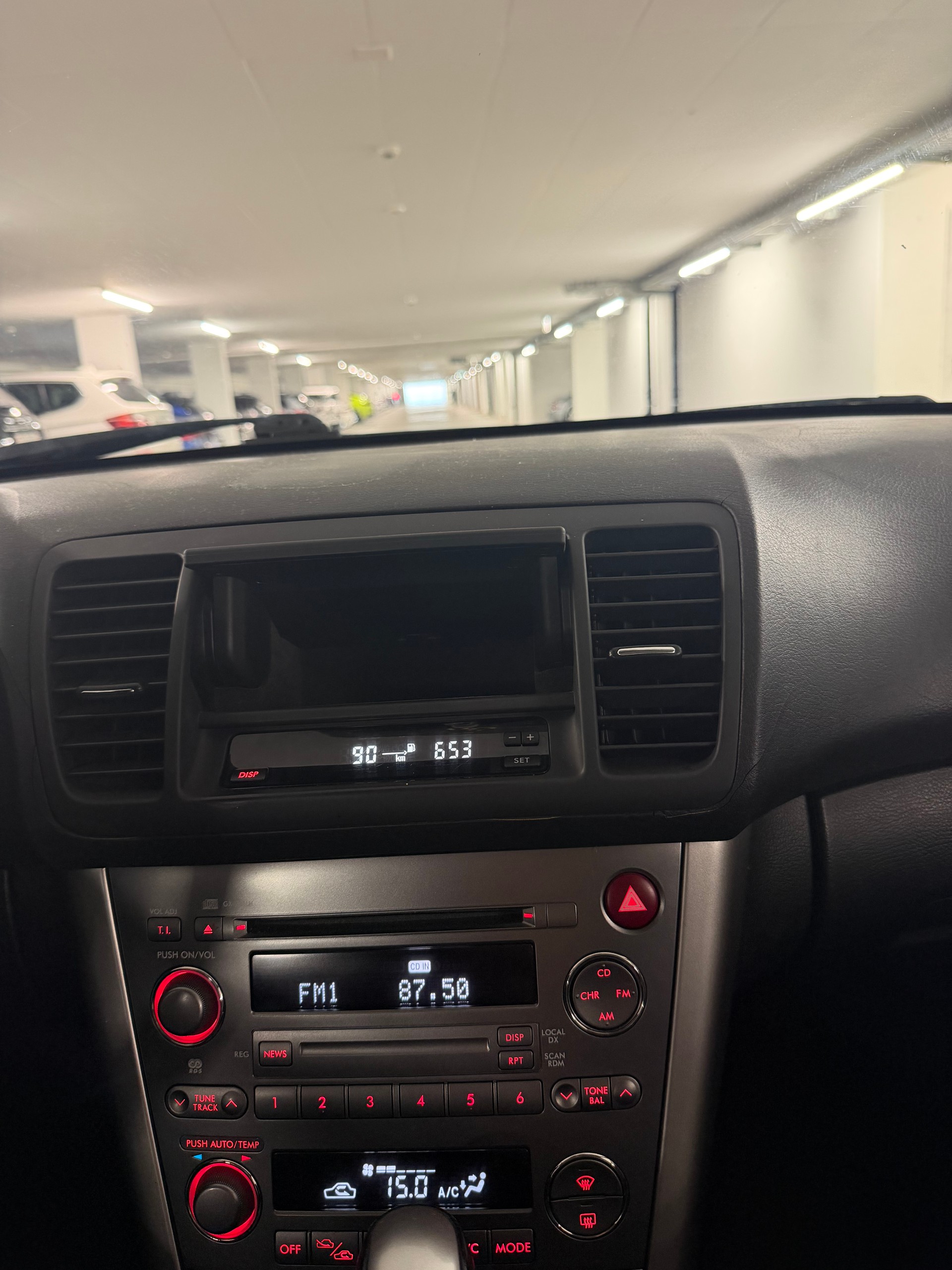 SUBARU Legacy 2.0R AWD Limited-image-14