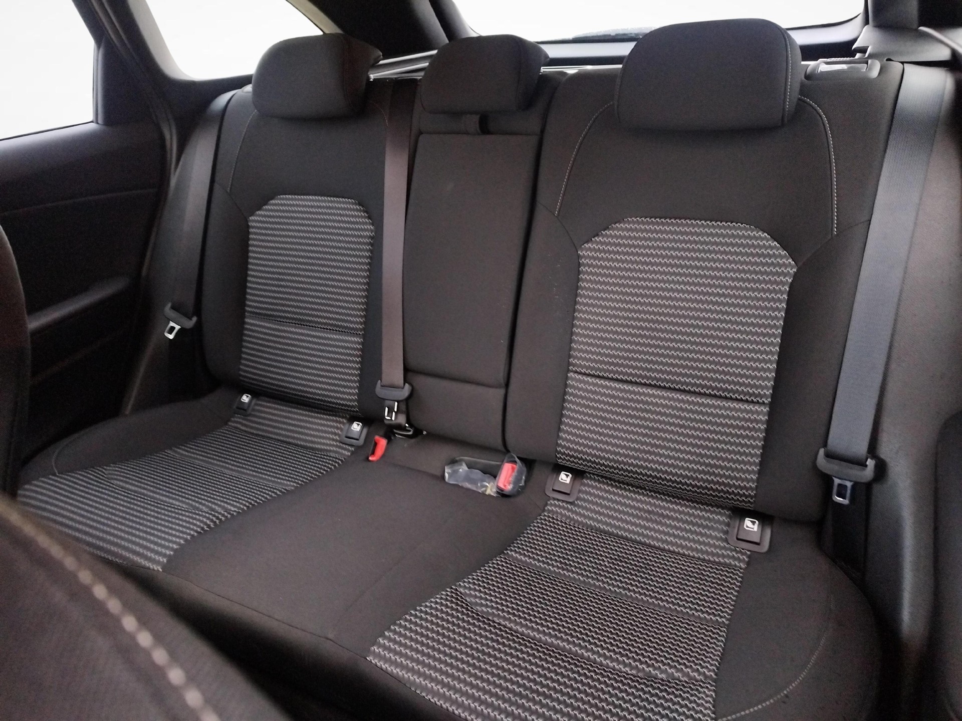 KIA Ceed SW 1.5 T-GDi Power-image-8
