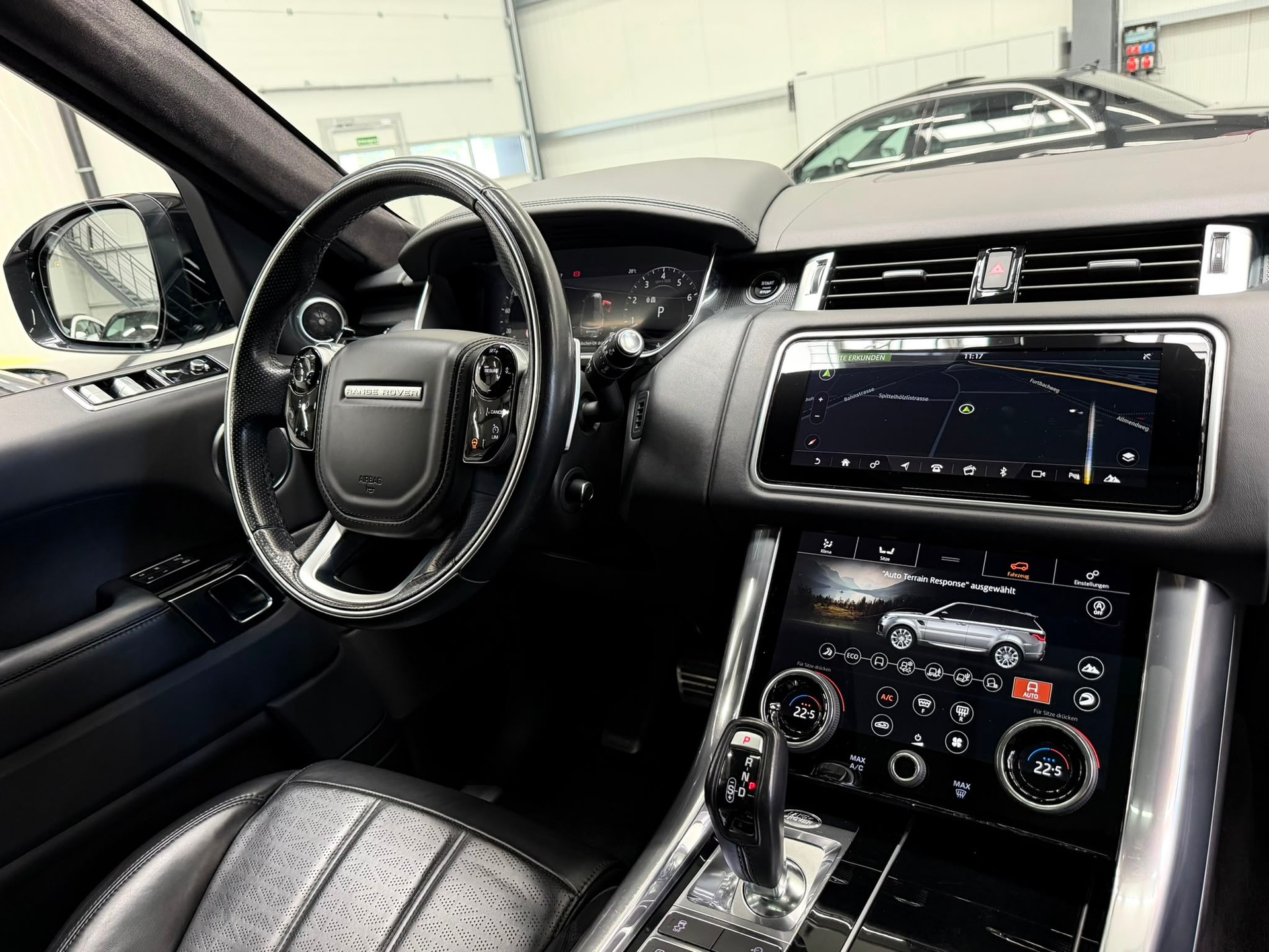 LAND ROVER Range Rover Sport 5.0 V8 S/C ABDynamic Automatic-image-29