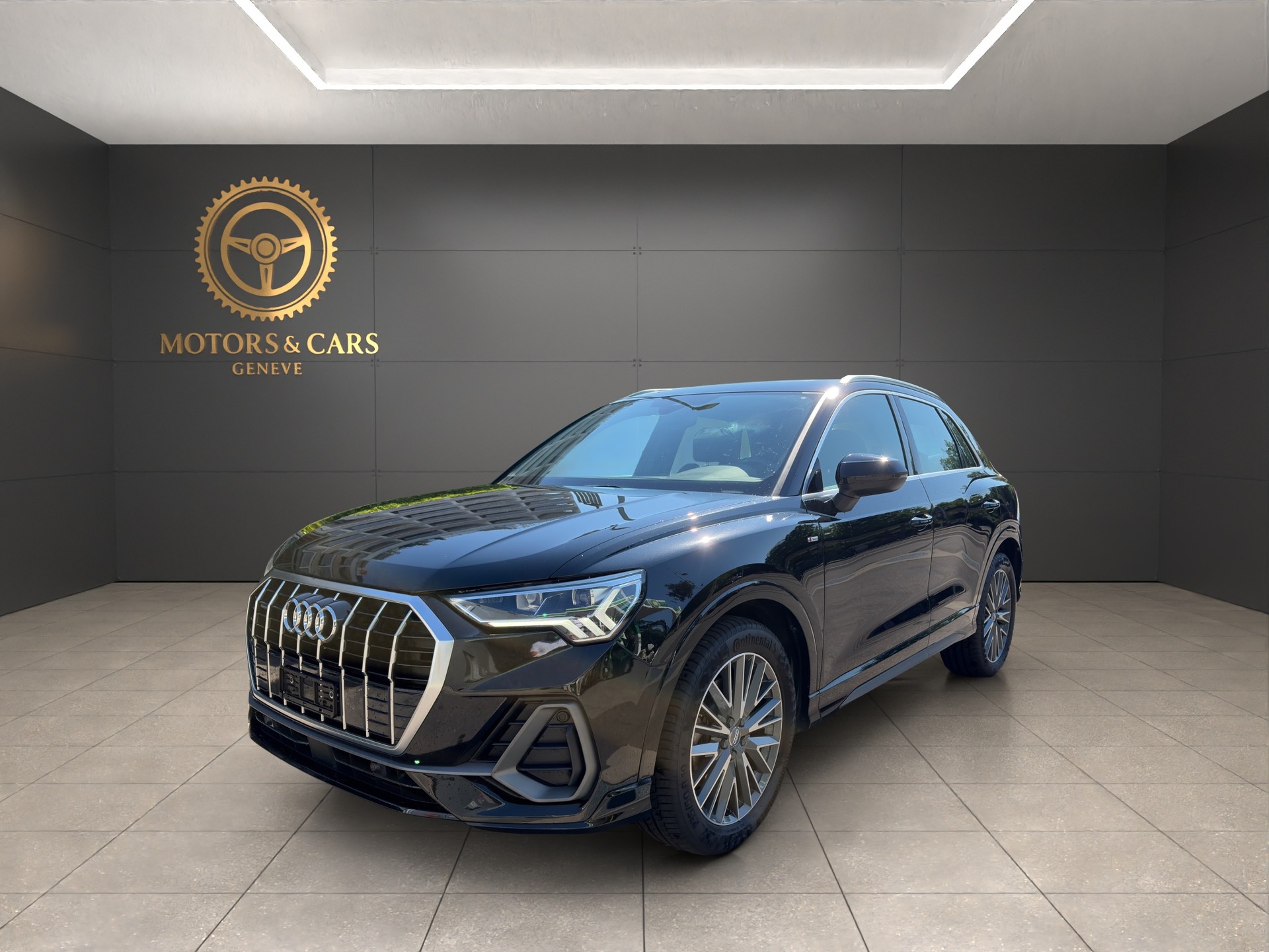 AUDI Q3 45 TFSI S line quattro S-tronic-image-0