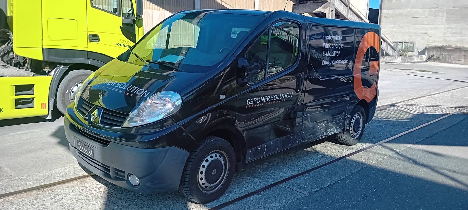 RENAULT Trafic 2.0 dCi 90 2.7t L1H1-image-0
