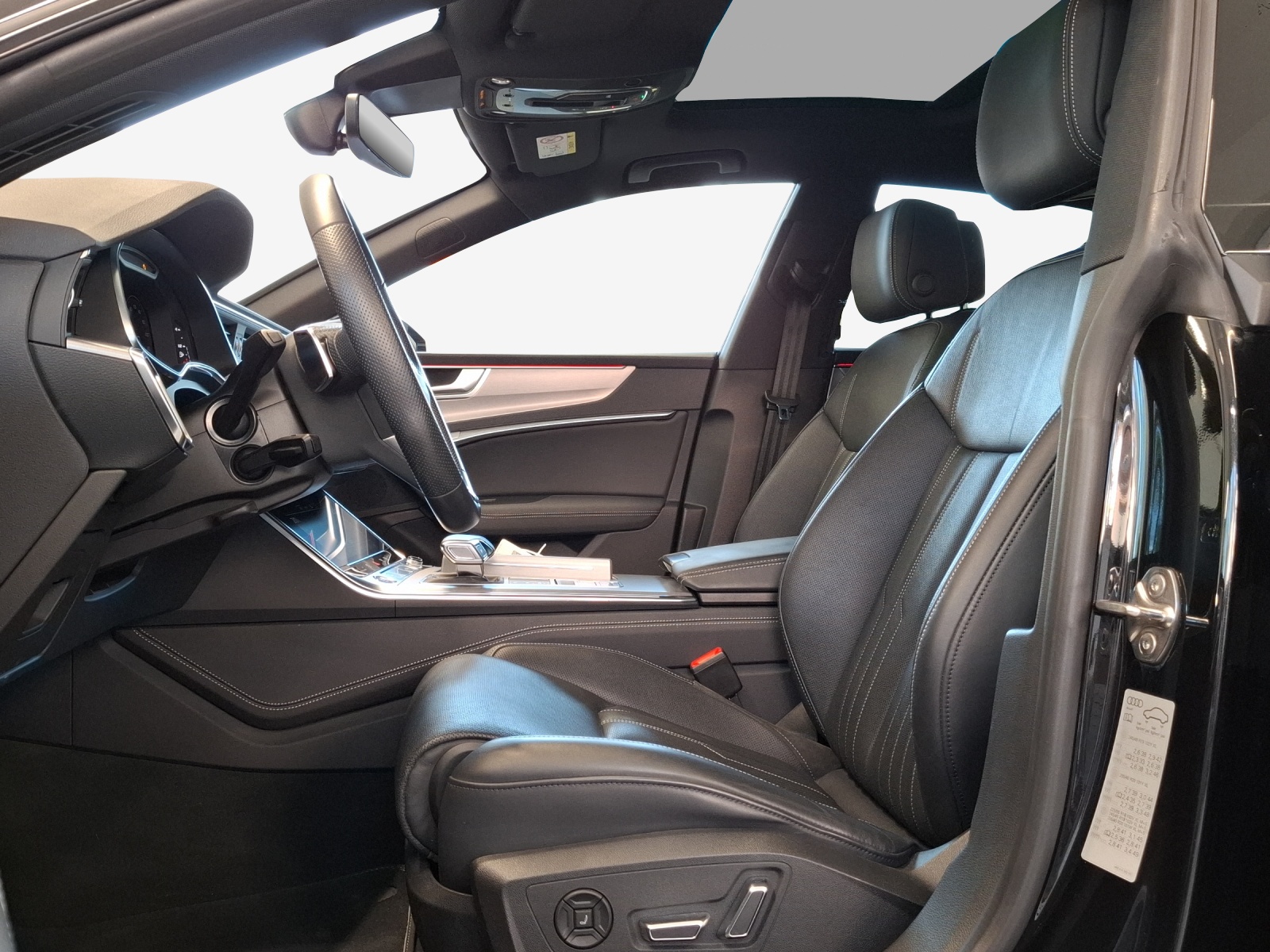 AUDI A7 Sportback 55 TFSI e quattro S-tronic-image-8
