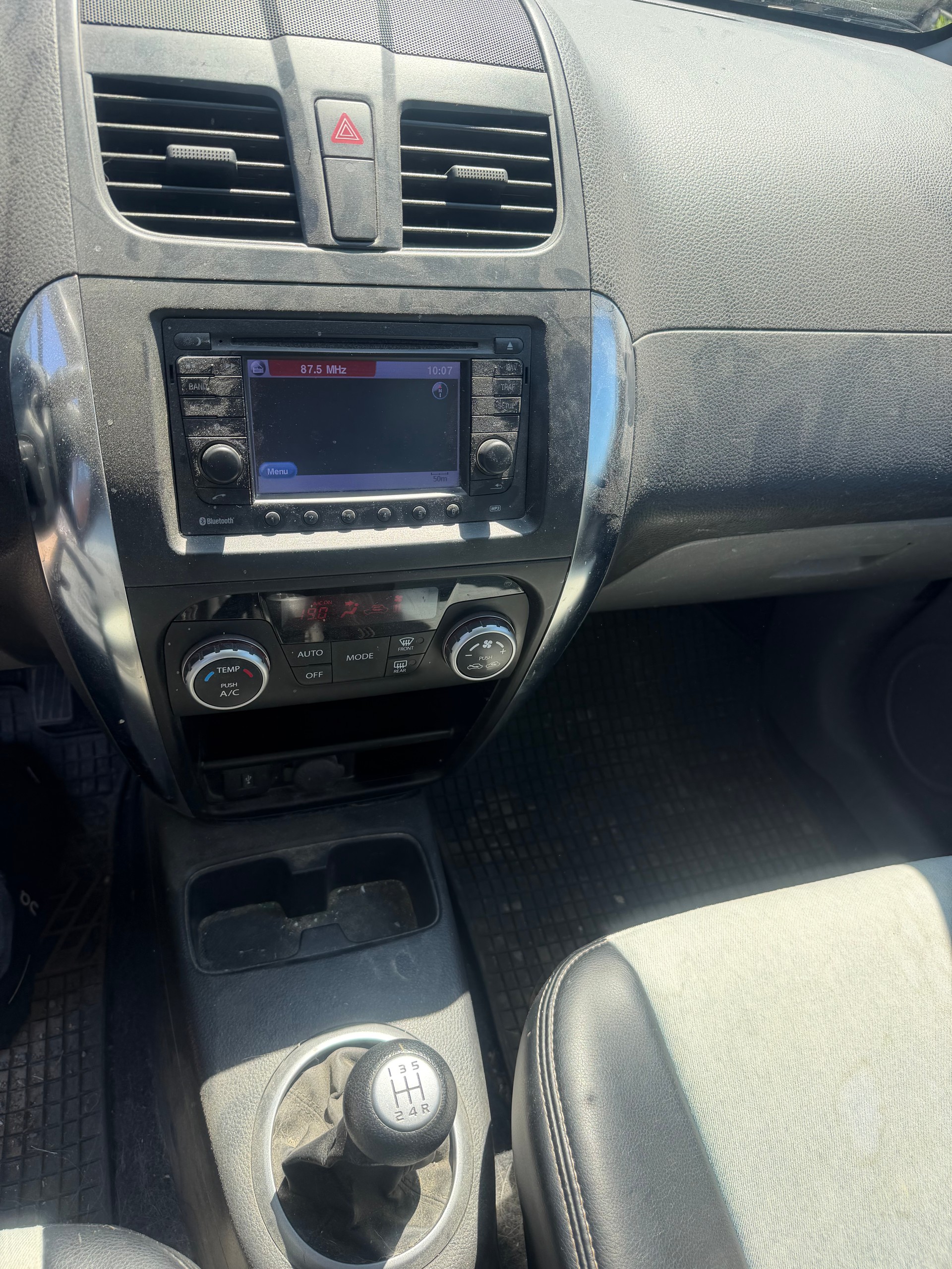 SUZUKI SX4 1.6 16V GL Piz Sulai 4WD-image-10
