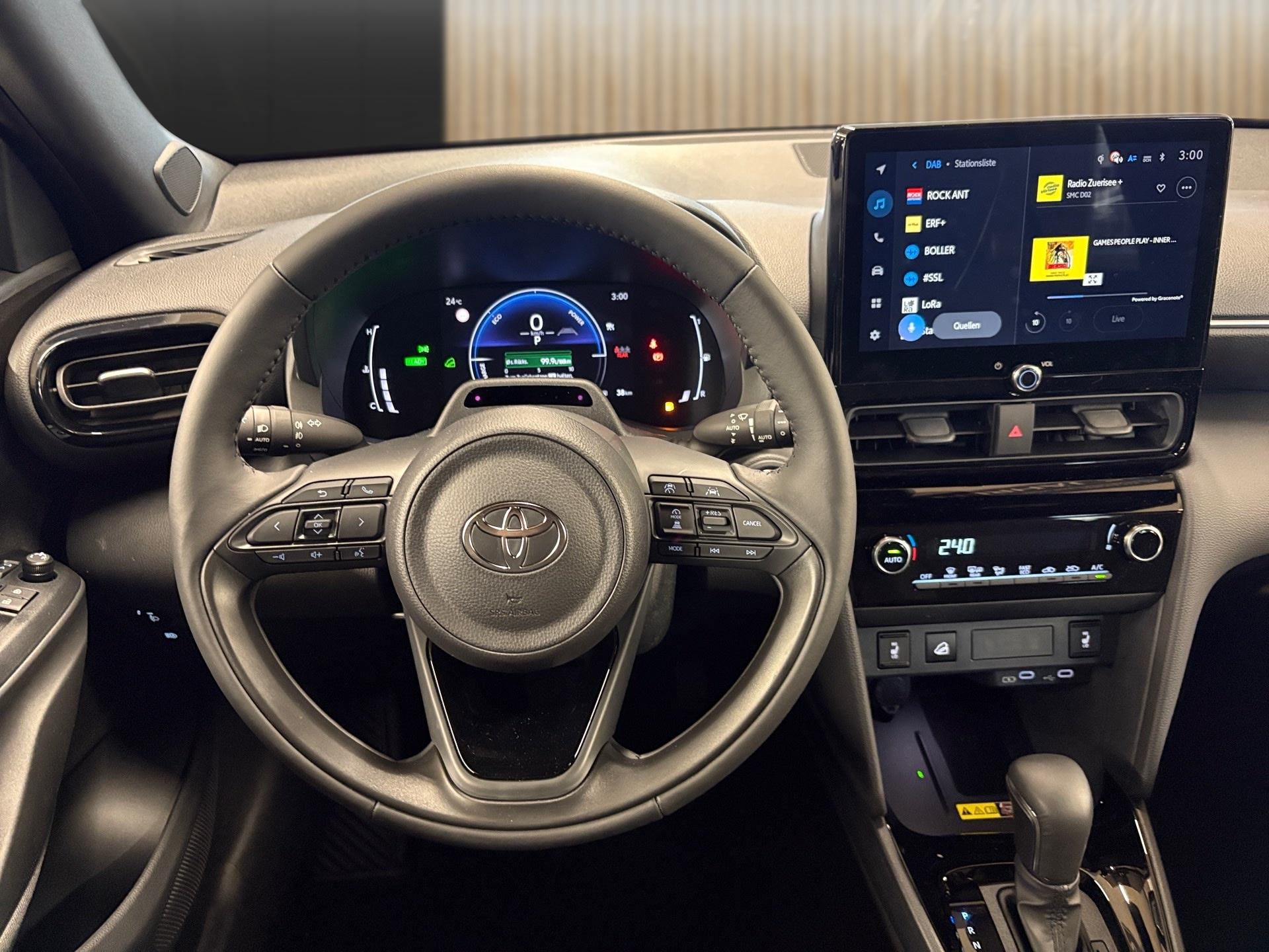 TOYOTA Yaris Cross 1.5 Trend AWDi e-CVT-image-11