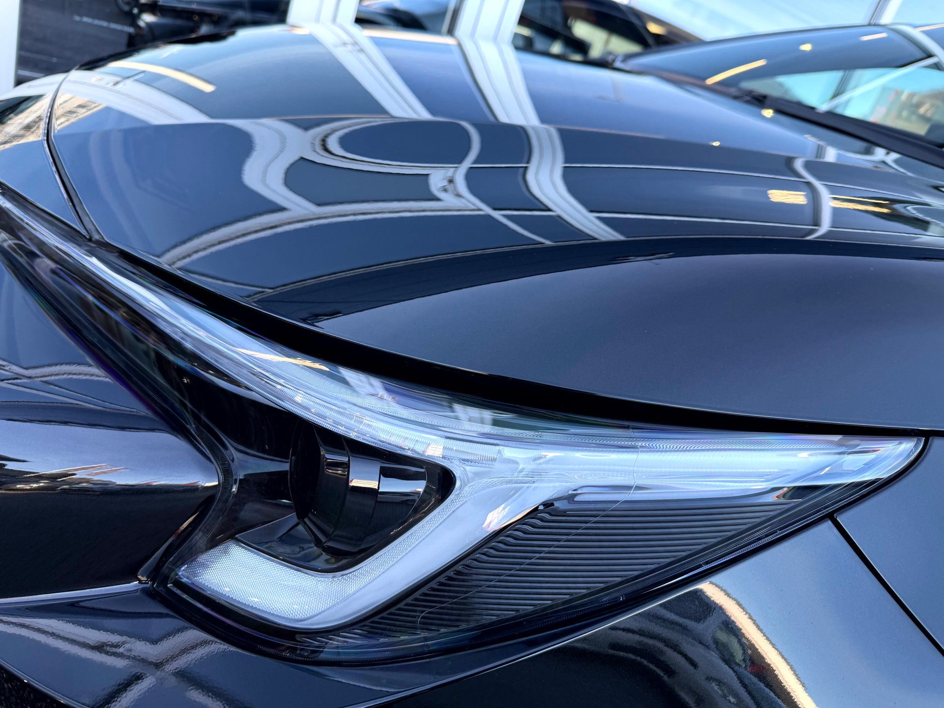 TOYOTA Corolla touring sports 1.8 Trend e-CVT-image-3