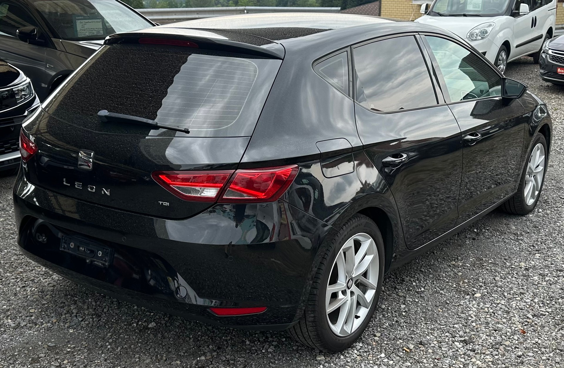 SEAT Leon 1.6 TDI Style-image-4