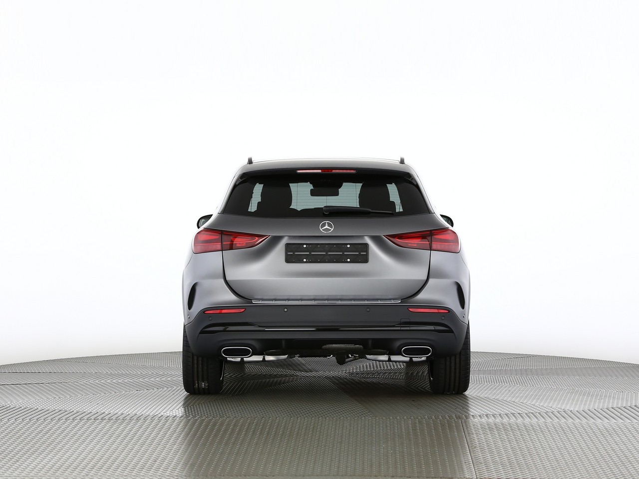 MERCEDES-BENZ GLA 200 Night Star 7G-DCT-showroom-element-3