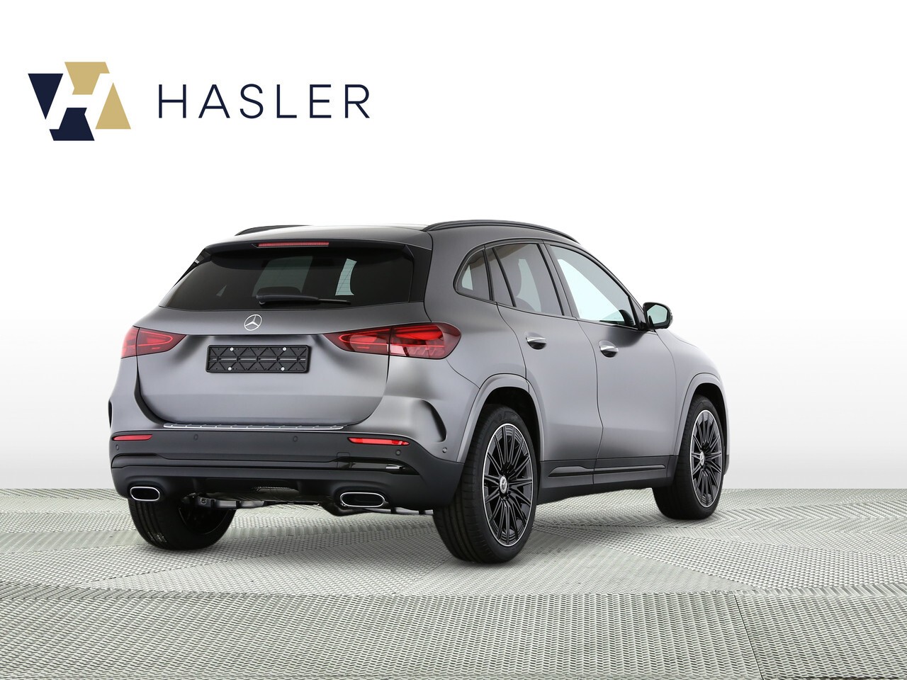 MERCEDES-BENZ GLA 200 Night Star 7G-DCT-image-4