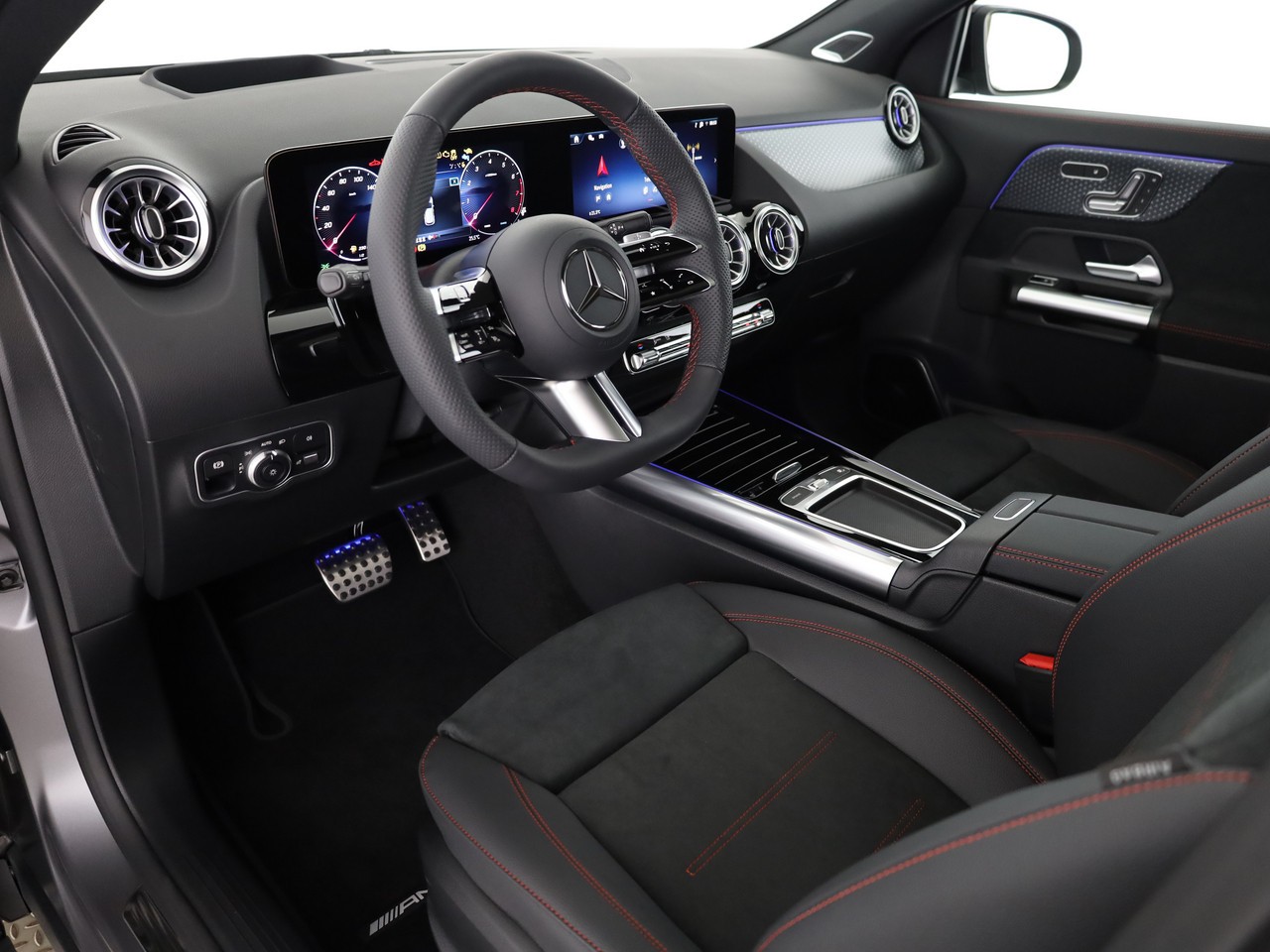 MERCEDES-BENZ GLA 200 Night Star 7G-DCT-image-5