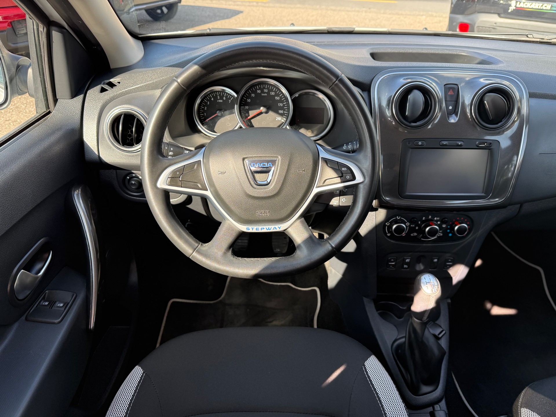 DACIA Sandero Tce 90 Stepway-image-11