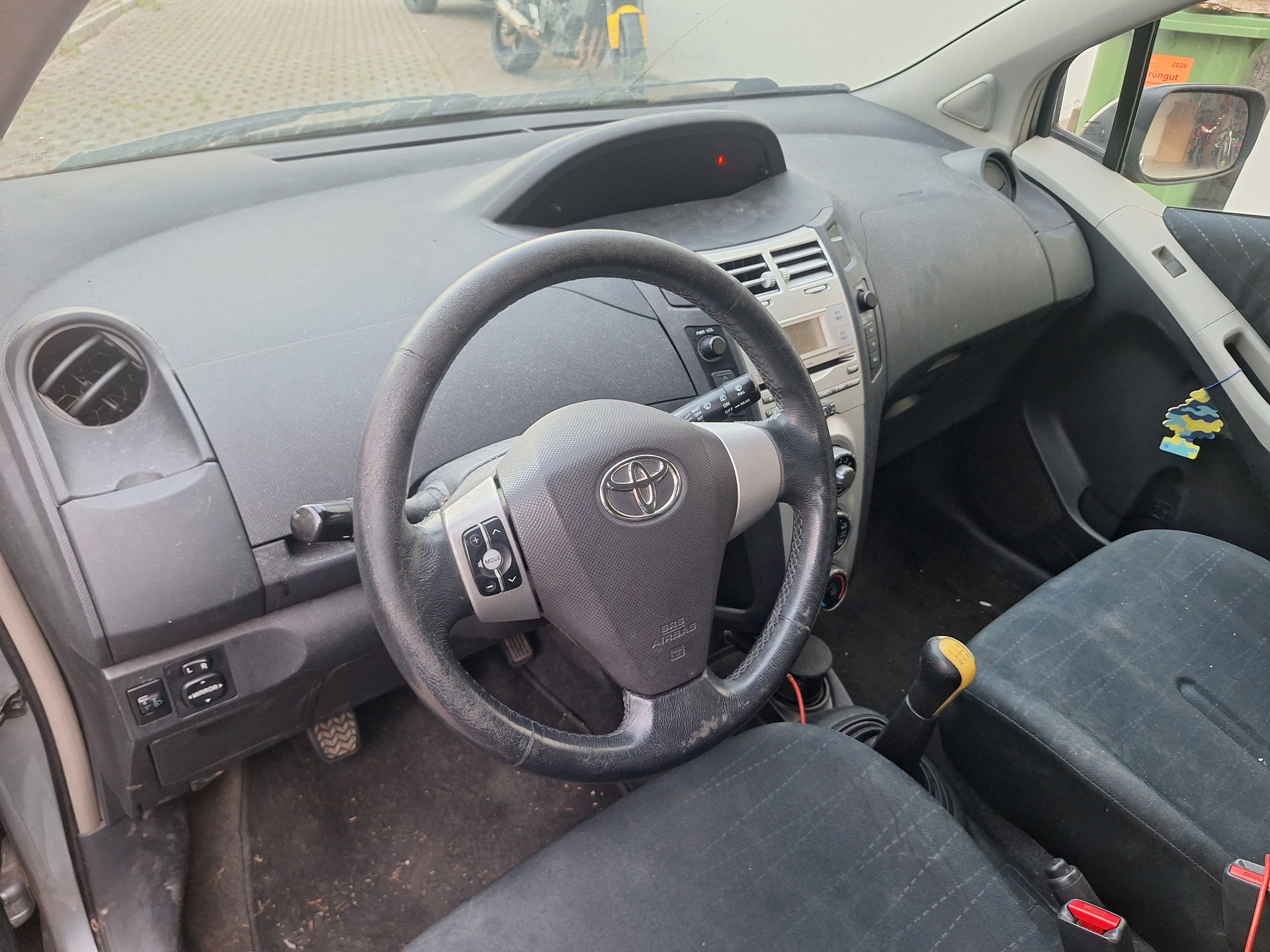TOYOTA 1.3 16V Linea Luna-image-4
