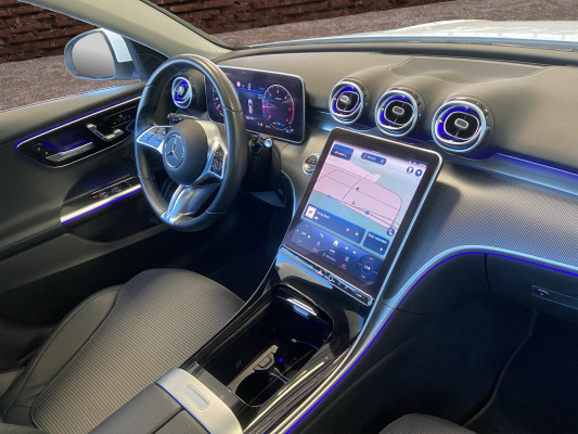 MERCEDES-BENZ C 220 d T 4M Avantgarde-image-14