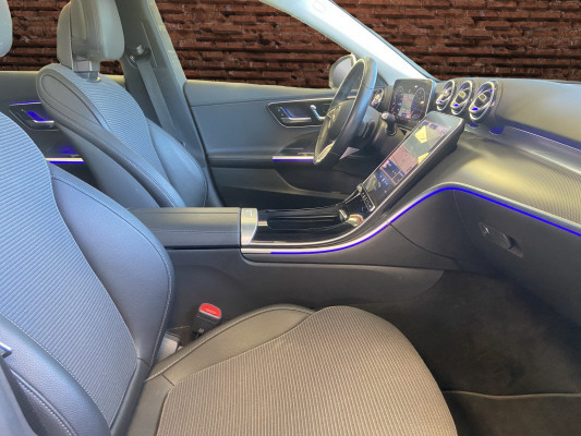 MERCEDES-BENZ C 220 d T 4M Avantgarde-image-12