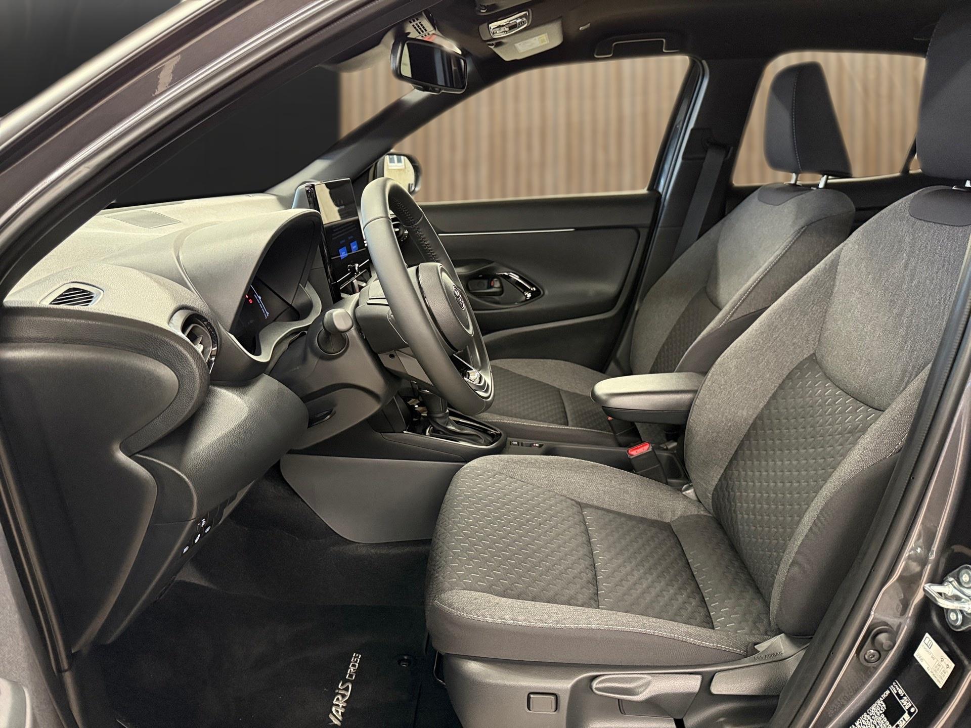 TOYOTA Yaris Cross 1.5 Trend e-CVT-image-11