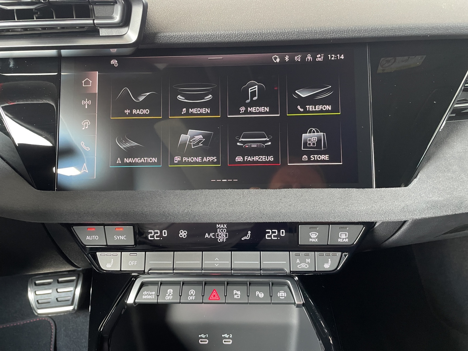 AUDI RS3 Limousine 2.5 TSI quattro S-tronic-image-12