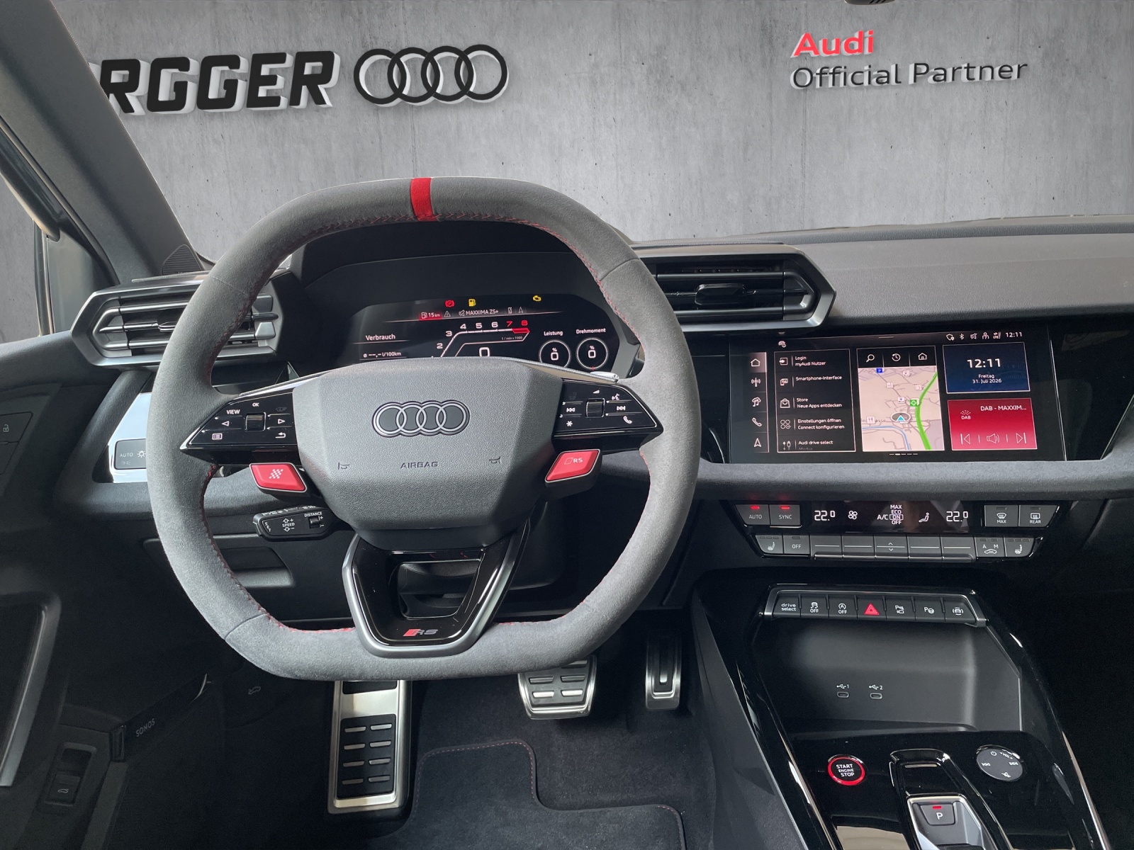 AUDI RS3 Limousine 2.5 TSI quattro S-tronic-image-9