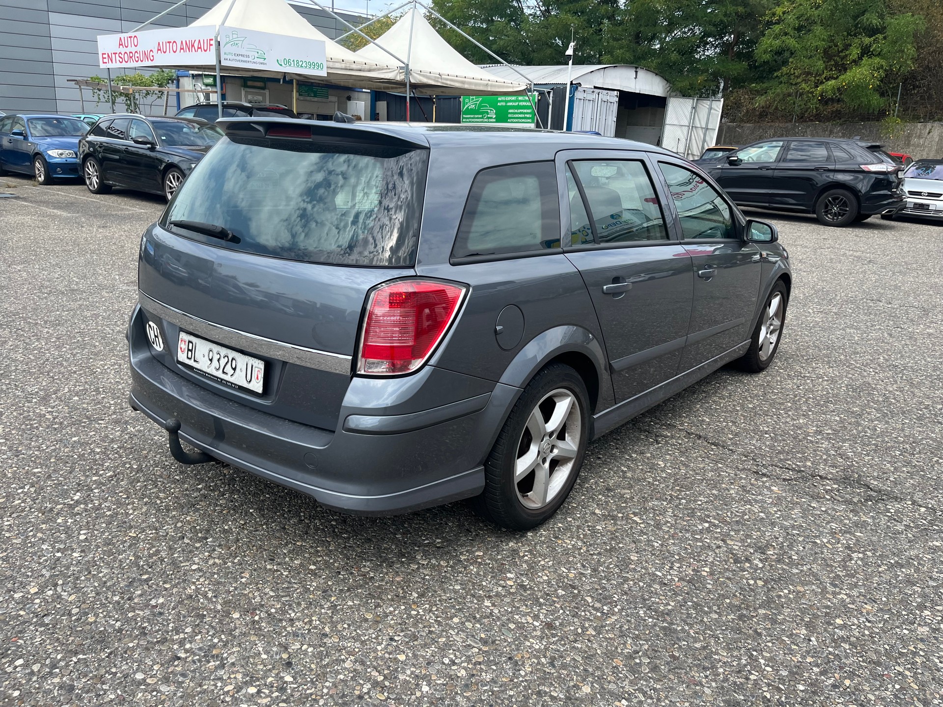 OPEL Astra Caravan 1.7 CDTi Essentia-image-2