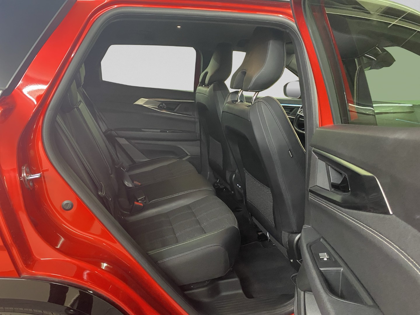 RENAULT Austral 1.2 HEV 200 Iconic A-image-23