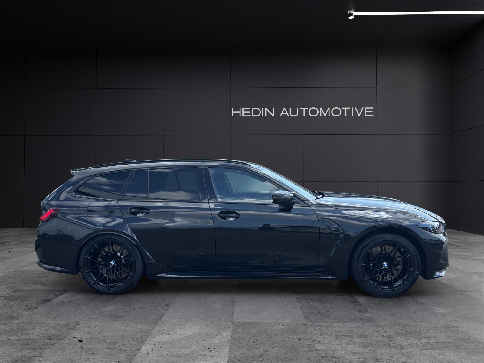 BMW M3 Competition xDrive Touring-image-4