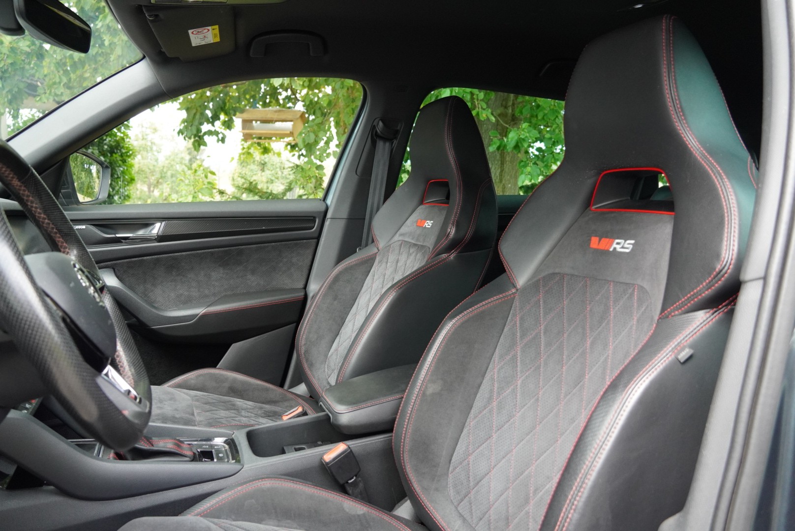 SKODA Kodiaq 2.0 Bi-TDI SCR RS 4x4 DSG * AHK * GARANTIE *-image-7