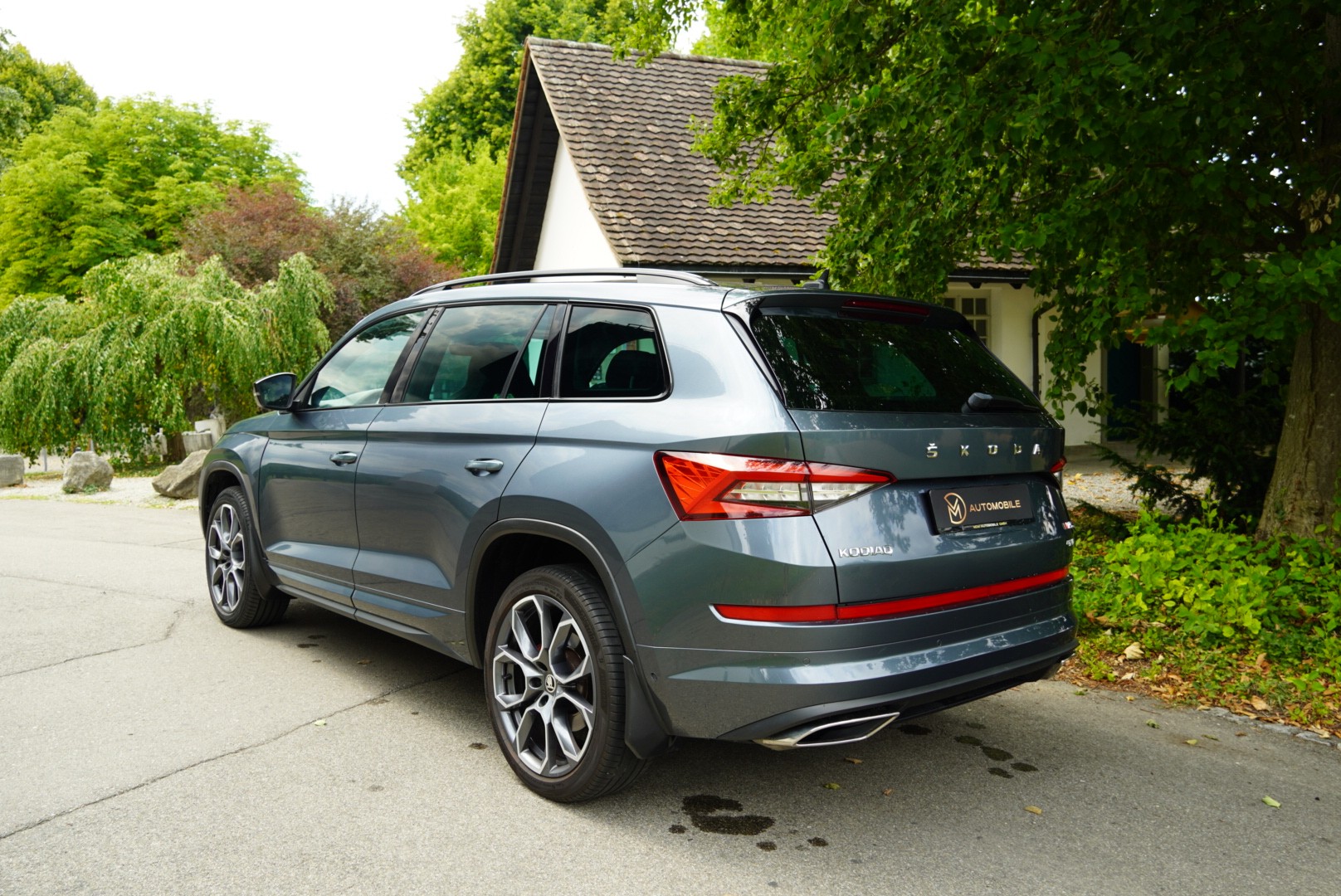 SKODA Kodiaq 2.0 Bi-TDI SCR RS 4x4 DSG * AHK * GARANTIE *-image-3