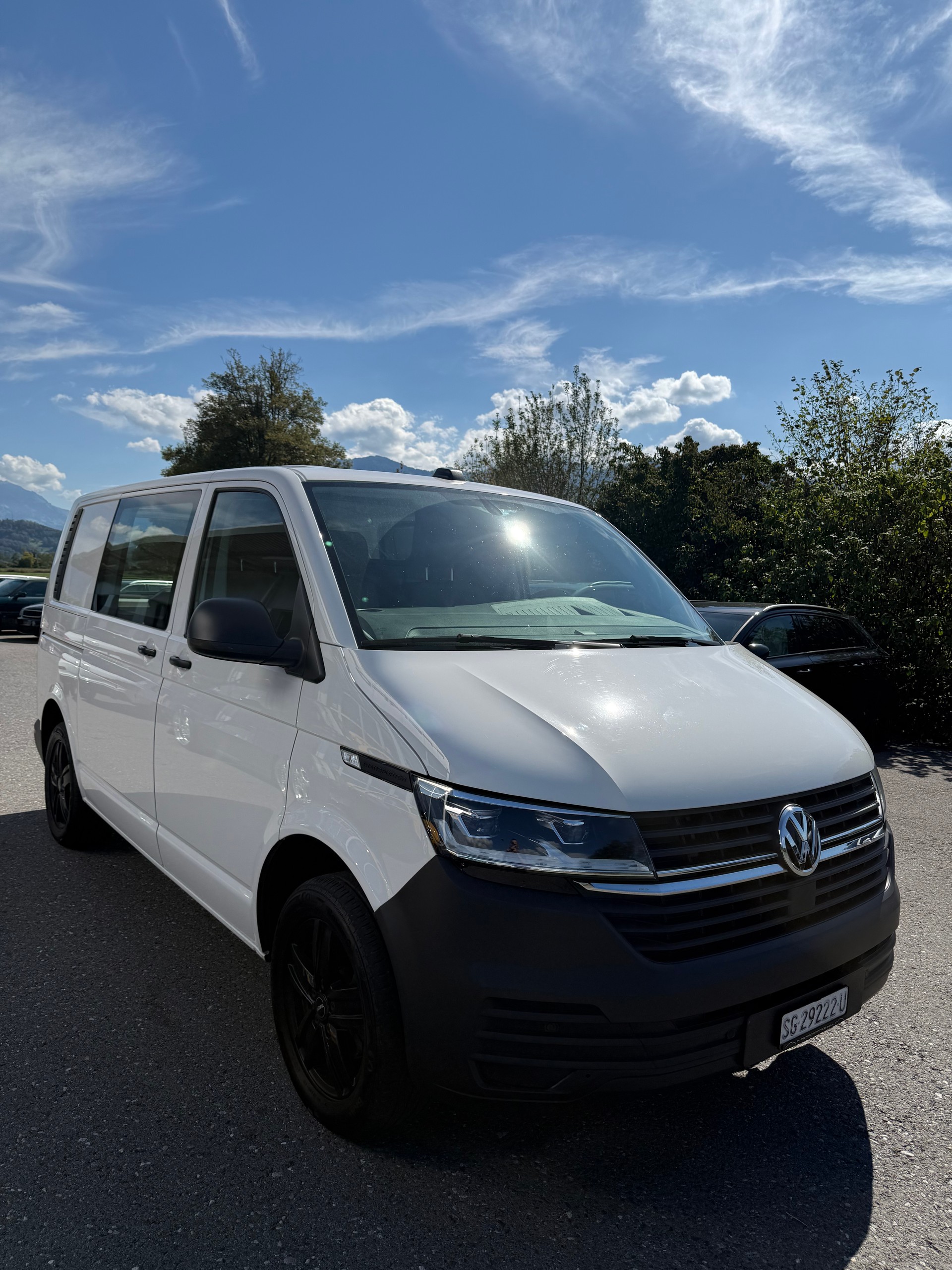 VW T6.1 2.0 TDI-image-2