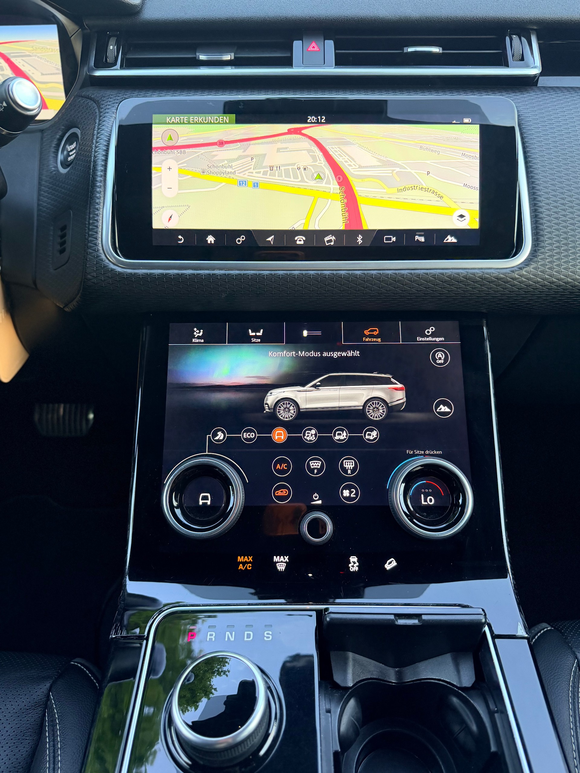 LAND ROVER Range Rover Velar R-Dynamic P 250 Automatic-image-13
