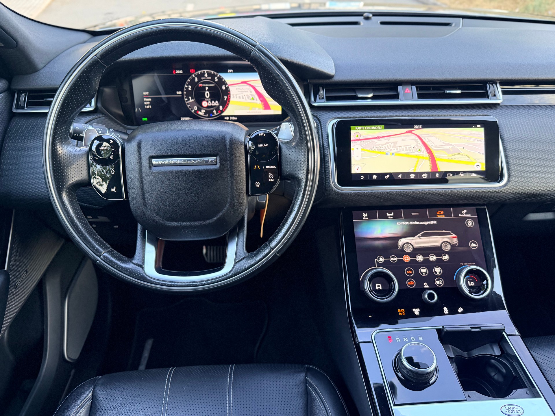 LAND ROVER Range Rover Velar R-Dynamic P 250 Automatic-image-12
